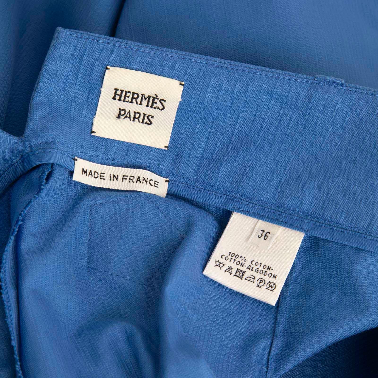 Short bleu à taille haute Hermès Taille S Bon état - En vente à London, GB