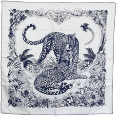 Hermes bleu JUNGLE LOVE TATTOO 90 Foulard soie BLANC MARINE