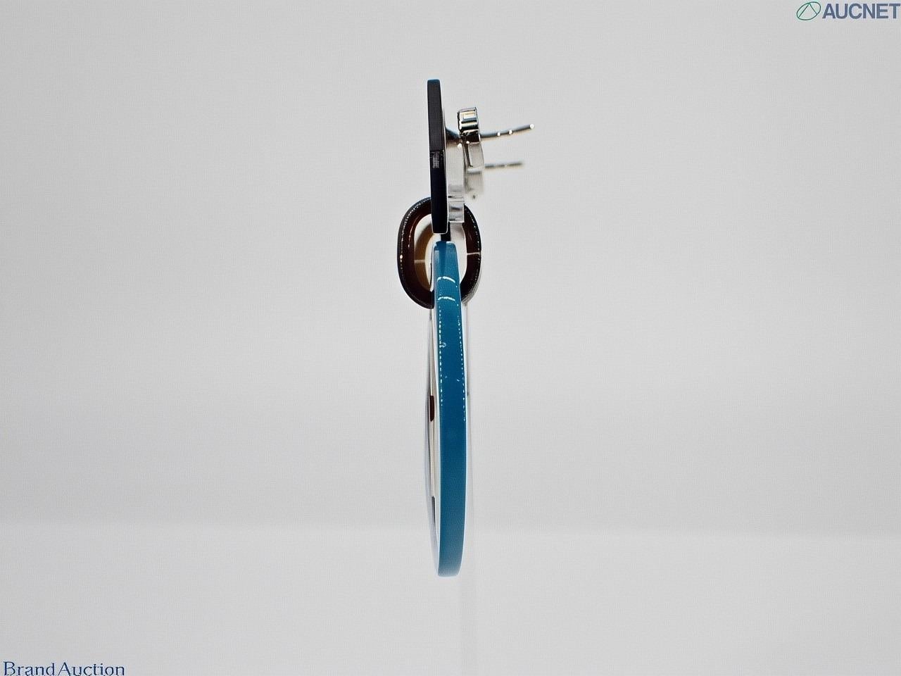 Hermès Blue Lacquered Buffalo Horn H Round Earrings In Good Condition In AUBERVILLIERS, FR