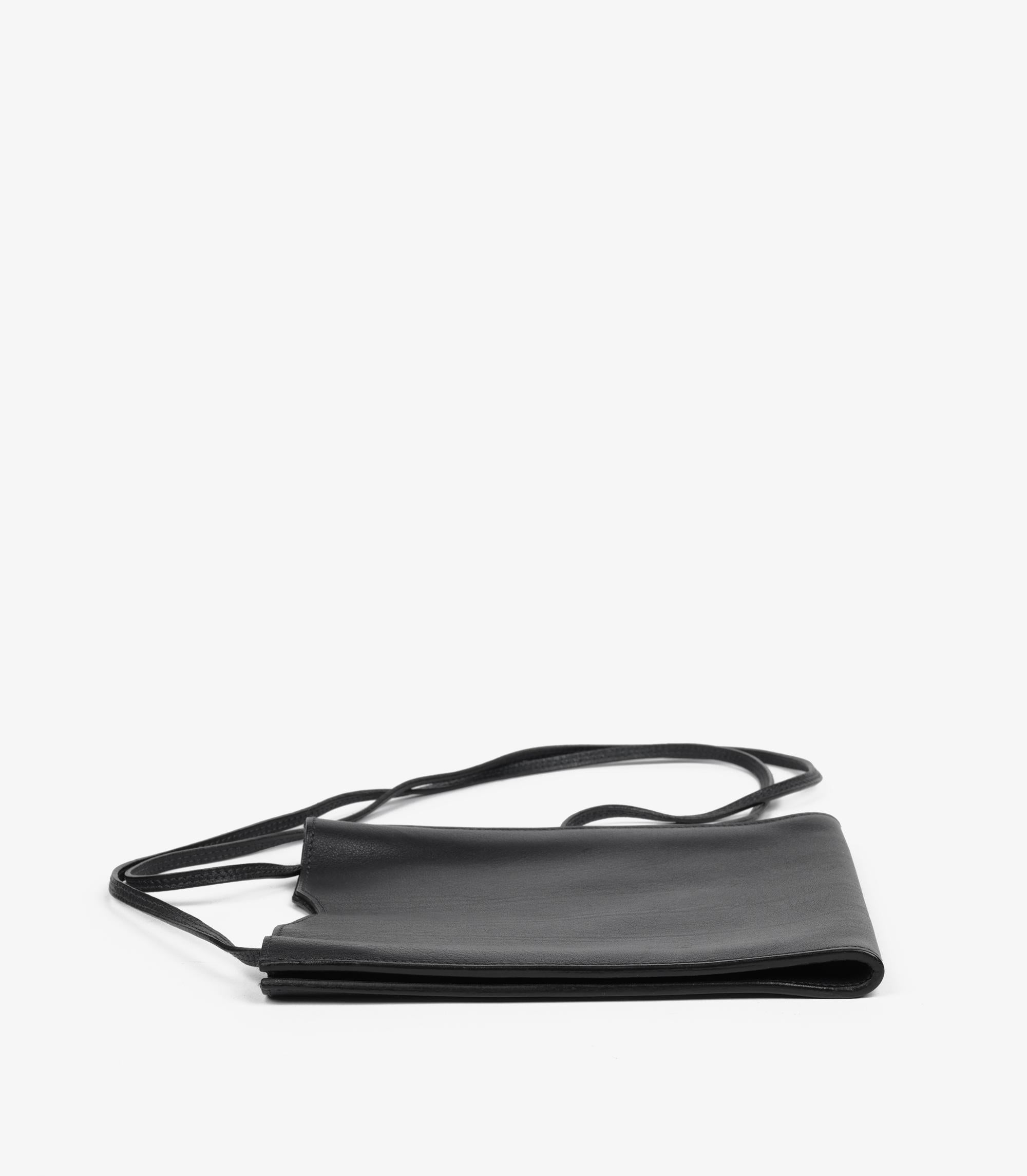 Black Hermès Blue Marine Swift Leather Vintage Onimetou PM For Sale