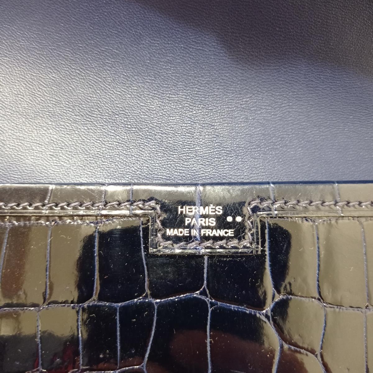 hermes alligator clutch