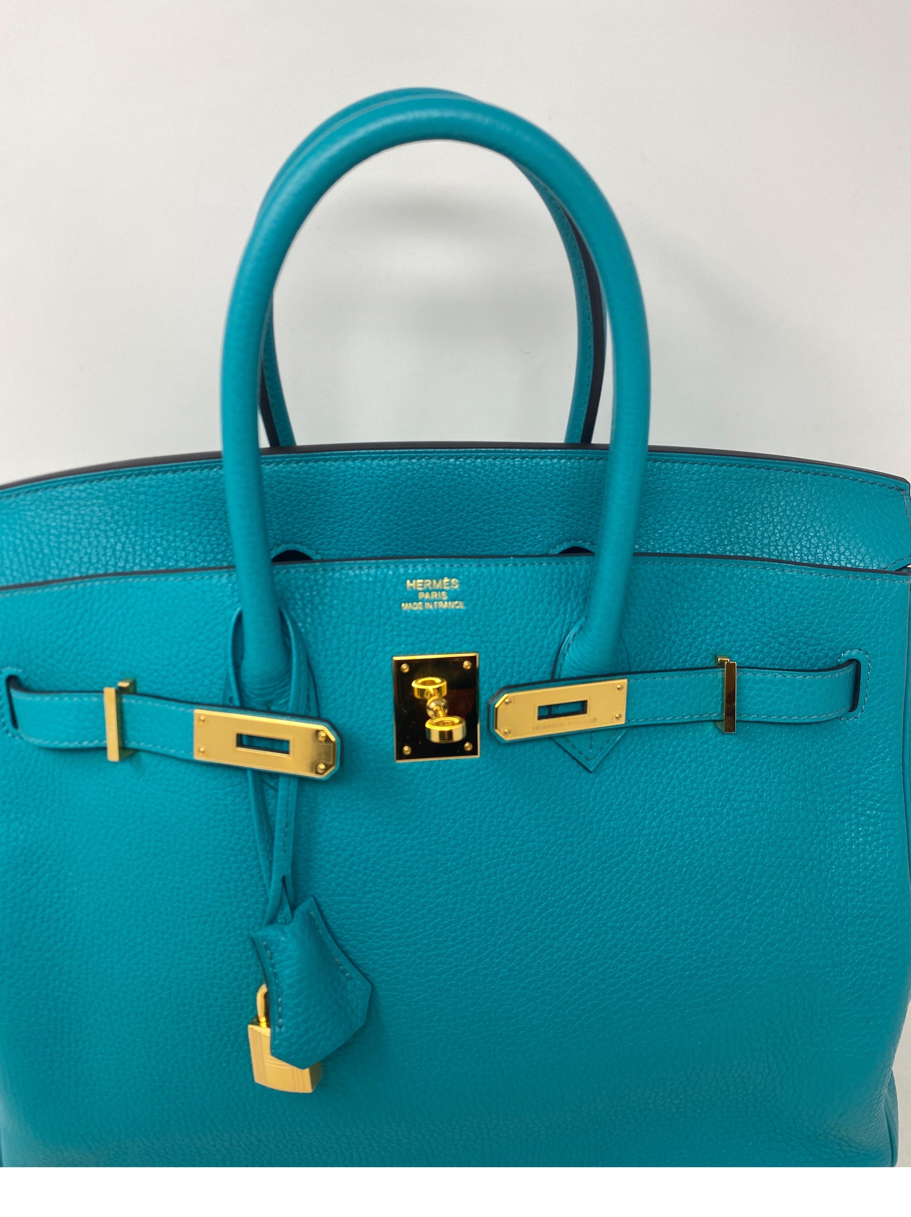 blue paon hermes