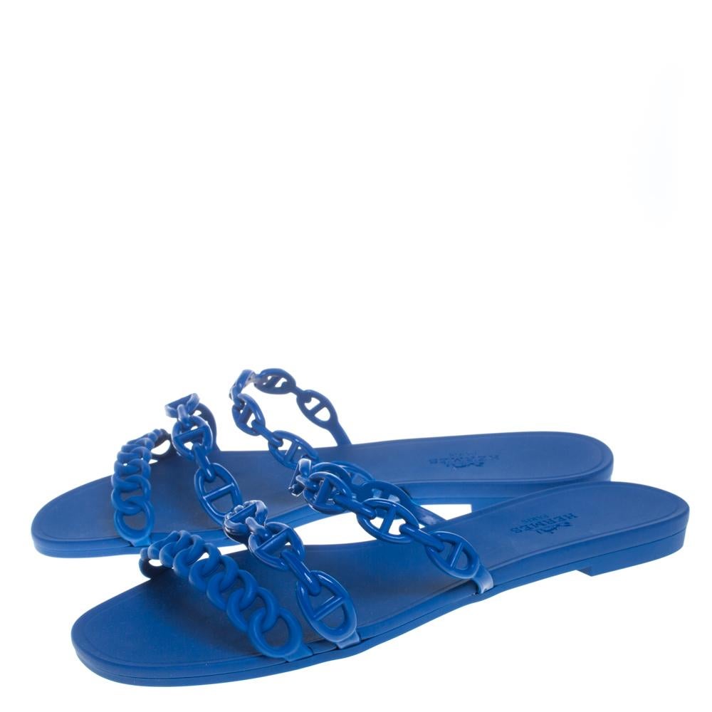 Hermes Blue Rubber Chaine d'Ancre Rivage Slide Sandals Size 37 In Good Condition In Dubai, Al Qouz 2