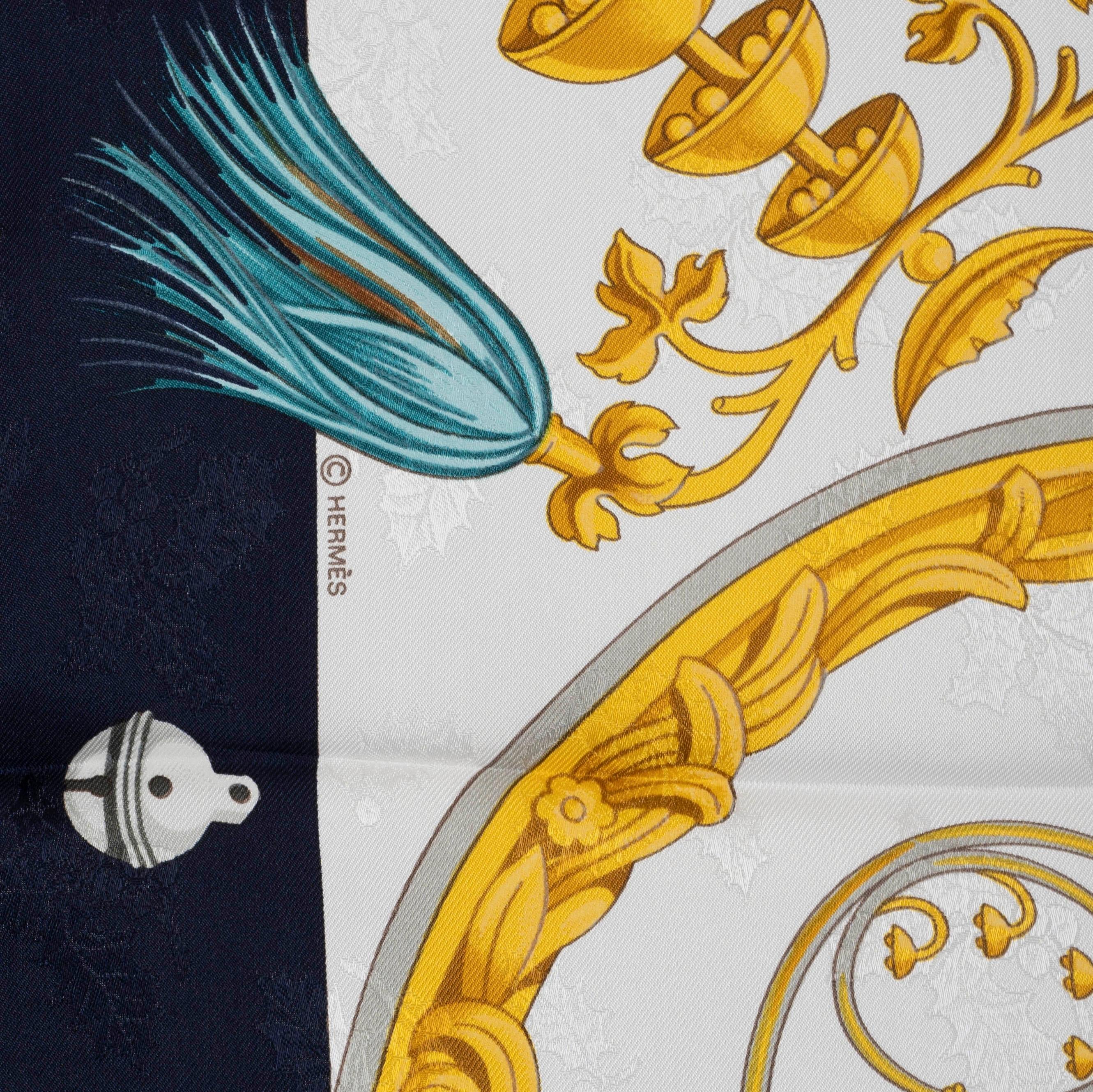 HERMES blue silk PLUMES ET GRELOTS 90 Jacquard Scarf In Excellent Condition For Sale In Zürich, CH