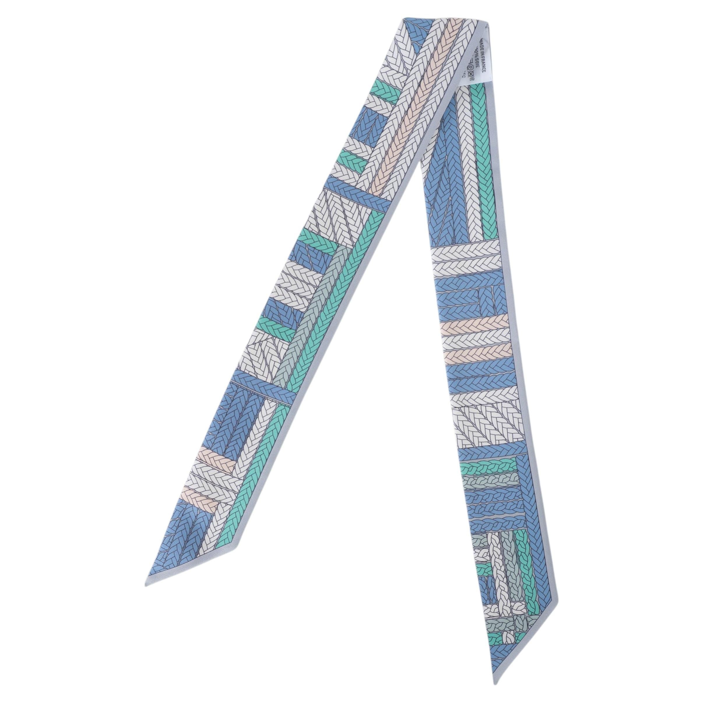 Sciarpa HERMES in seta blu TRESSES H TWILLY, Jean Pearl Vert