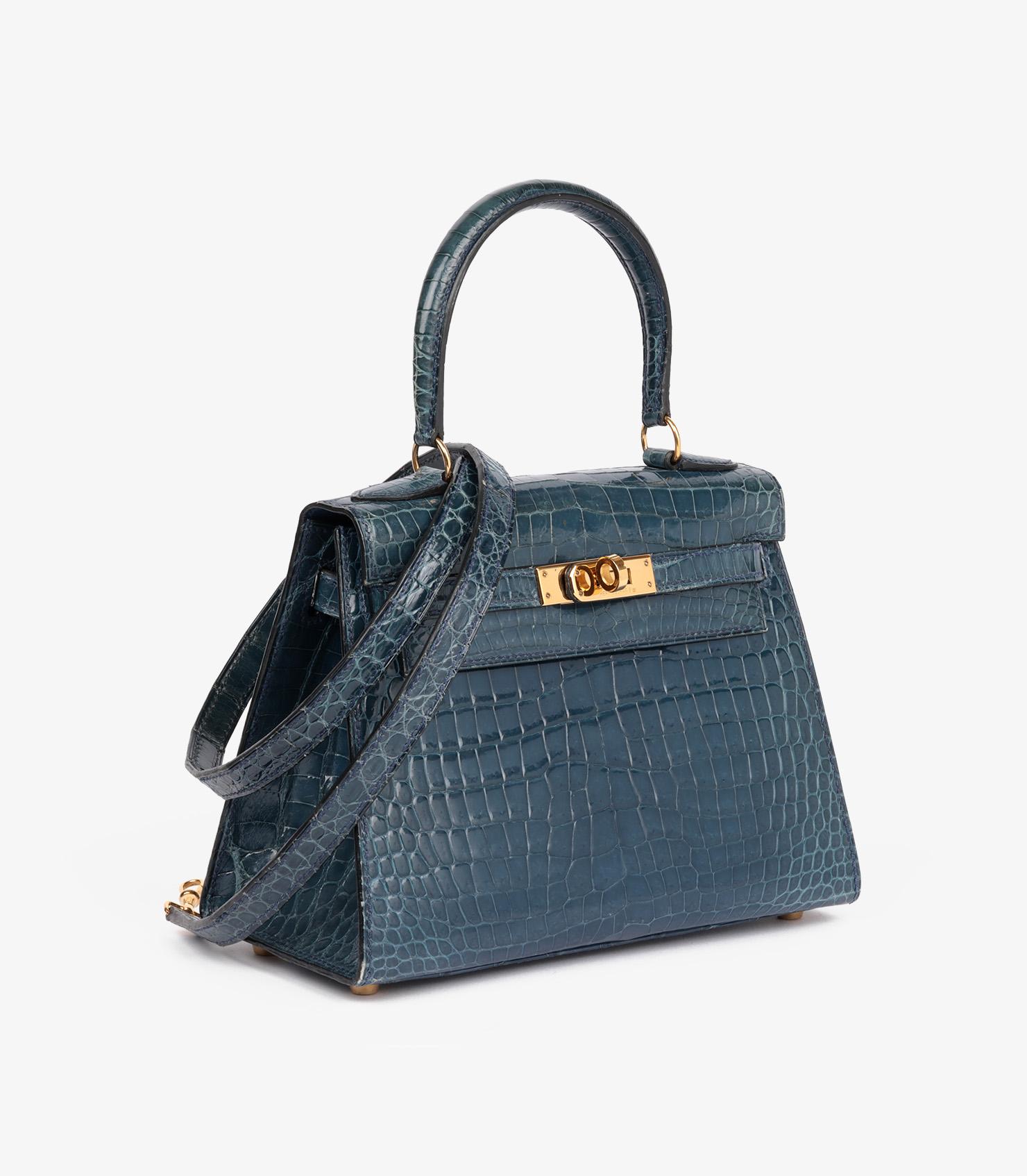 Noir Hermès Bleu Tempete Cuir de crocodile Porosus brillant Vintage Kelly 20cm Sellier en vente
