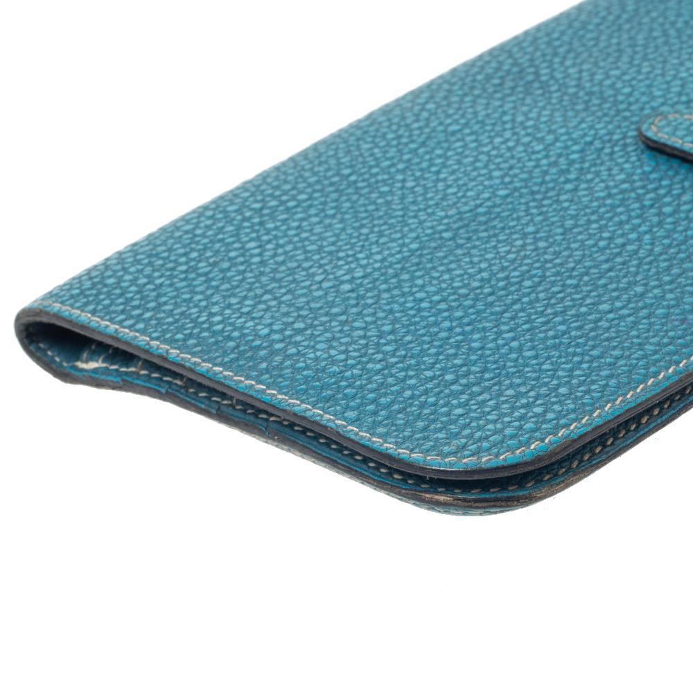Hermes Blue Vache Liegee Leather Dogon Wallet In Good Condition In Dubai, Al Qouz 2