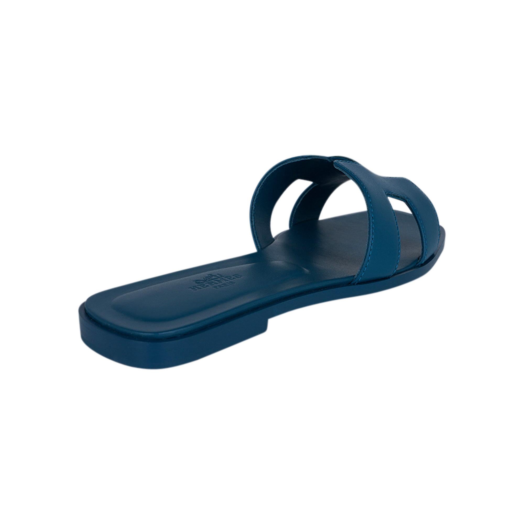 Hermes Blue Velvet Oran Sandal Box Calfskin Leather Flat Shoes 40 For Sale 2