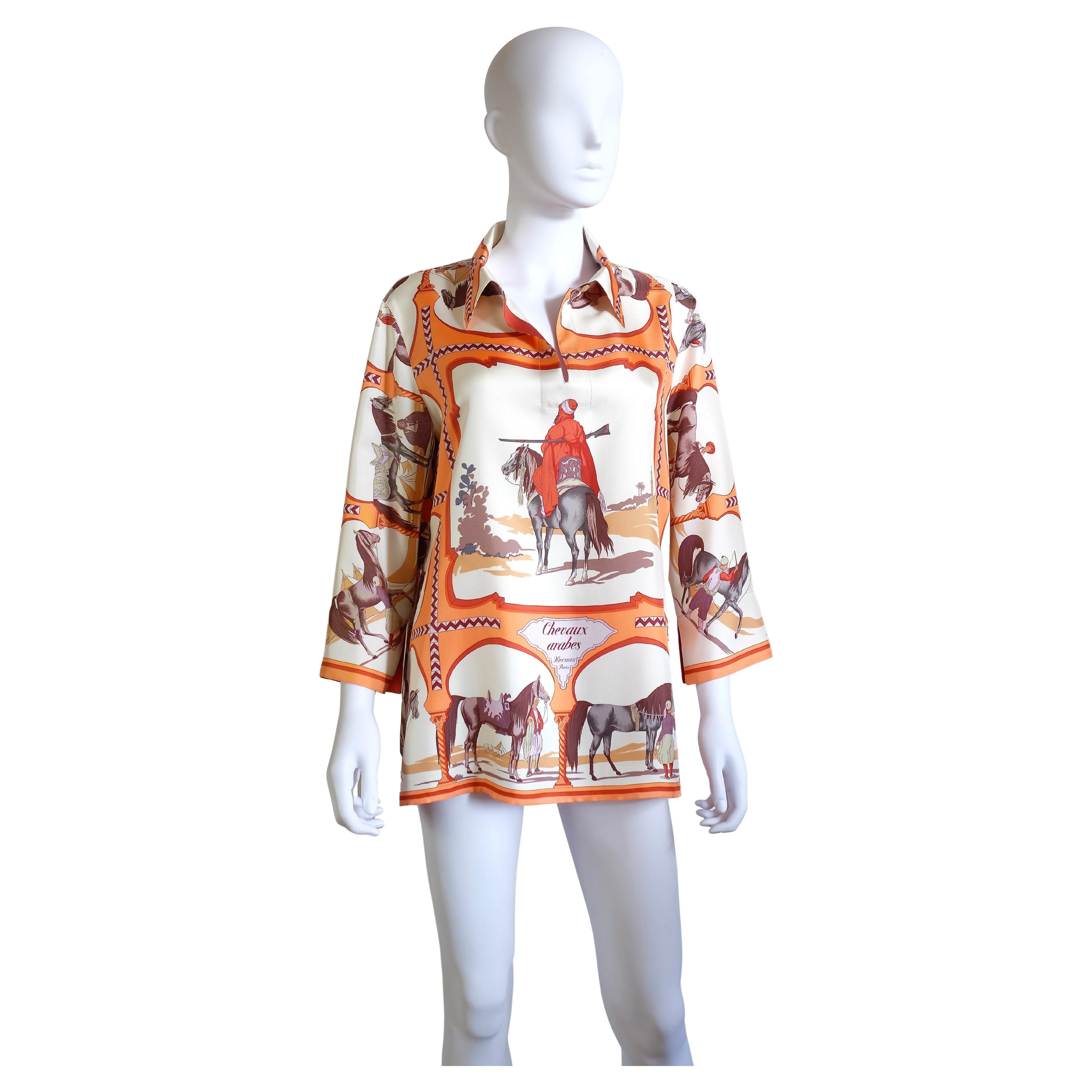 HERMÈS - Blusa in seta "Chevaux Arabes" By Hugo Grygkar in vendita