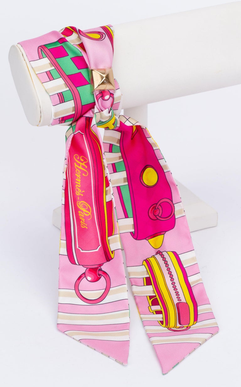 Hermès BN Trophy Ribbon Twilly W/ Twilly For Sale at 1stDibs