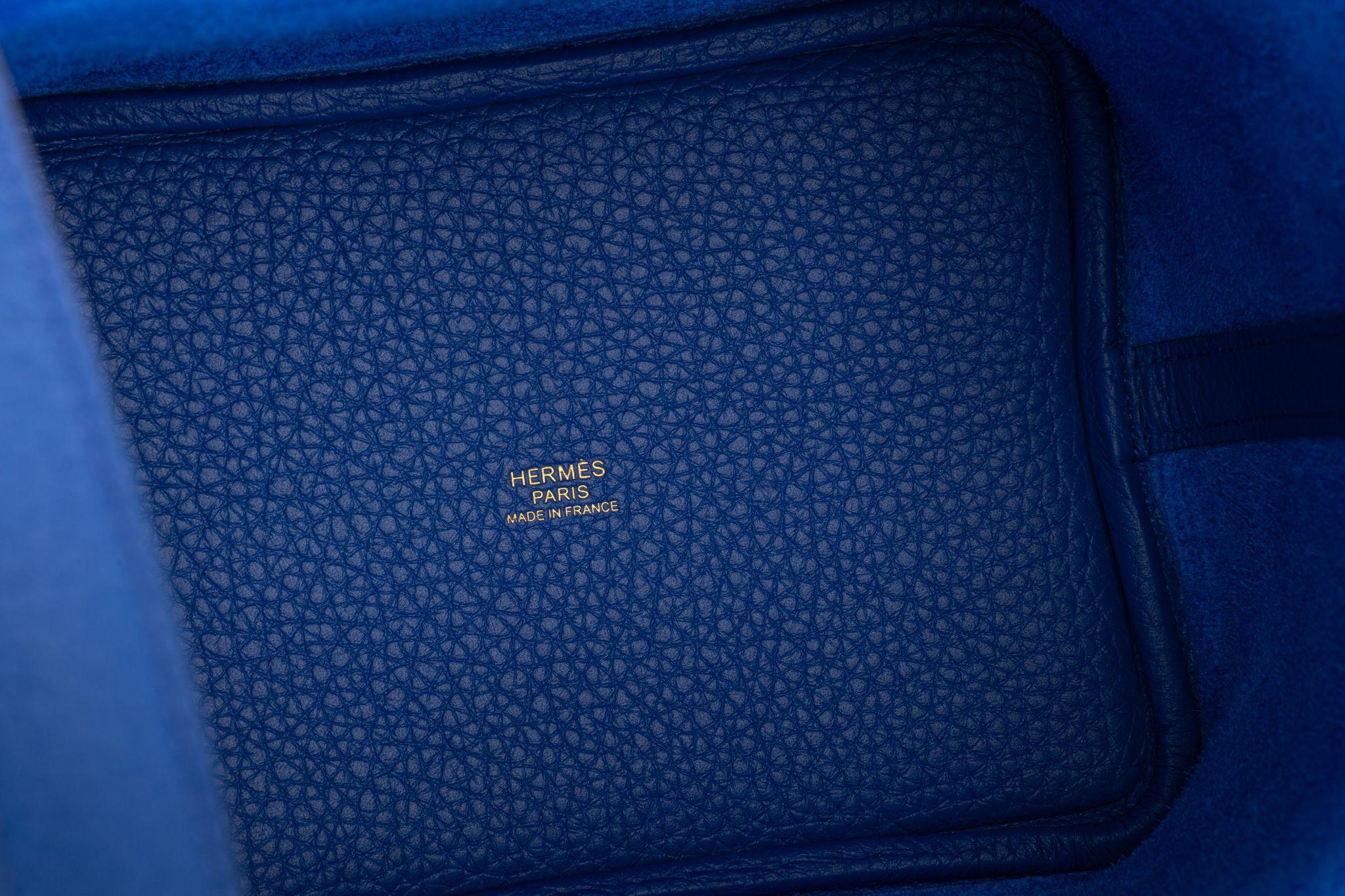 Hermès BNIB Bleu Royal Gold 18 Picotin For Sale 8