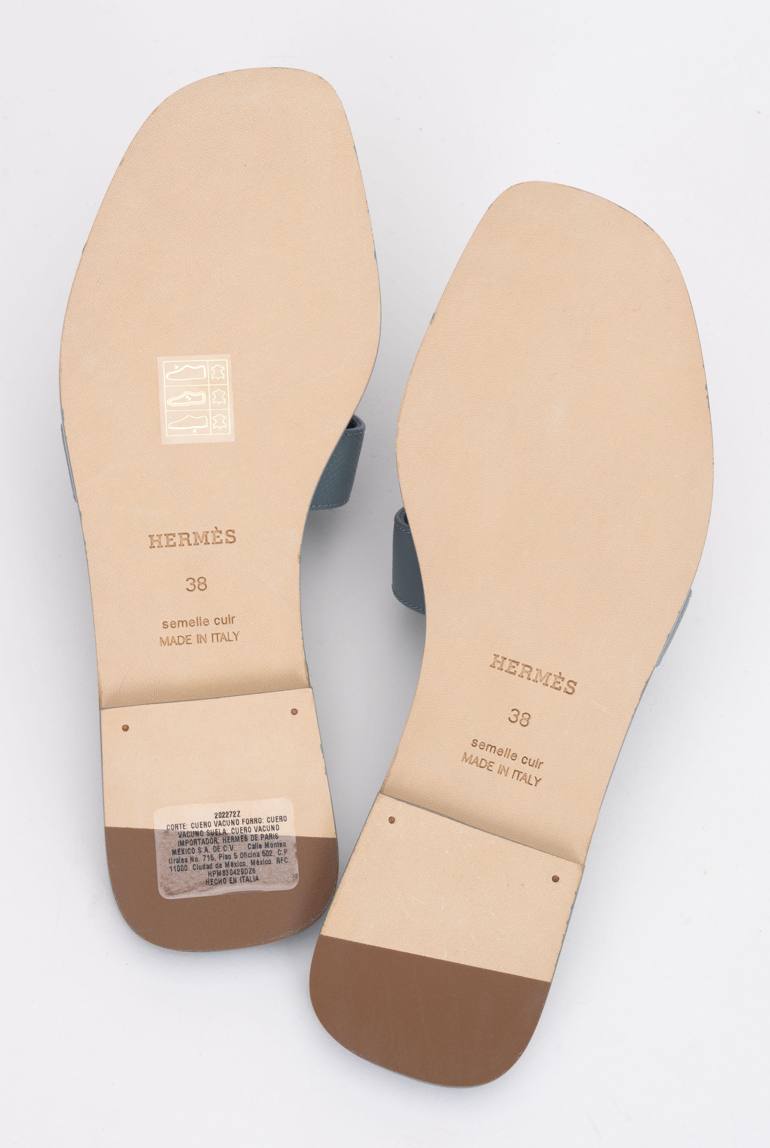 Hermes BNIB Celeste Epsom Oran Sandals For Sale 1