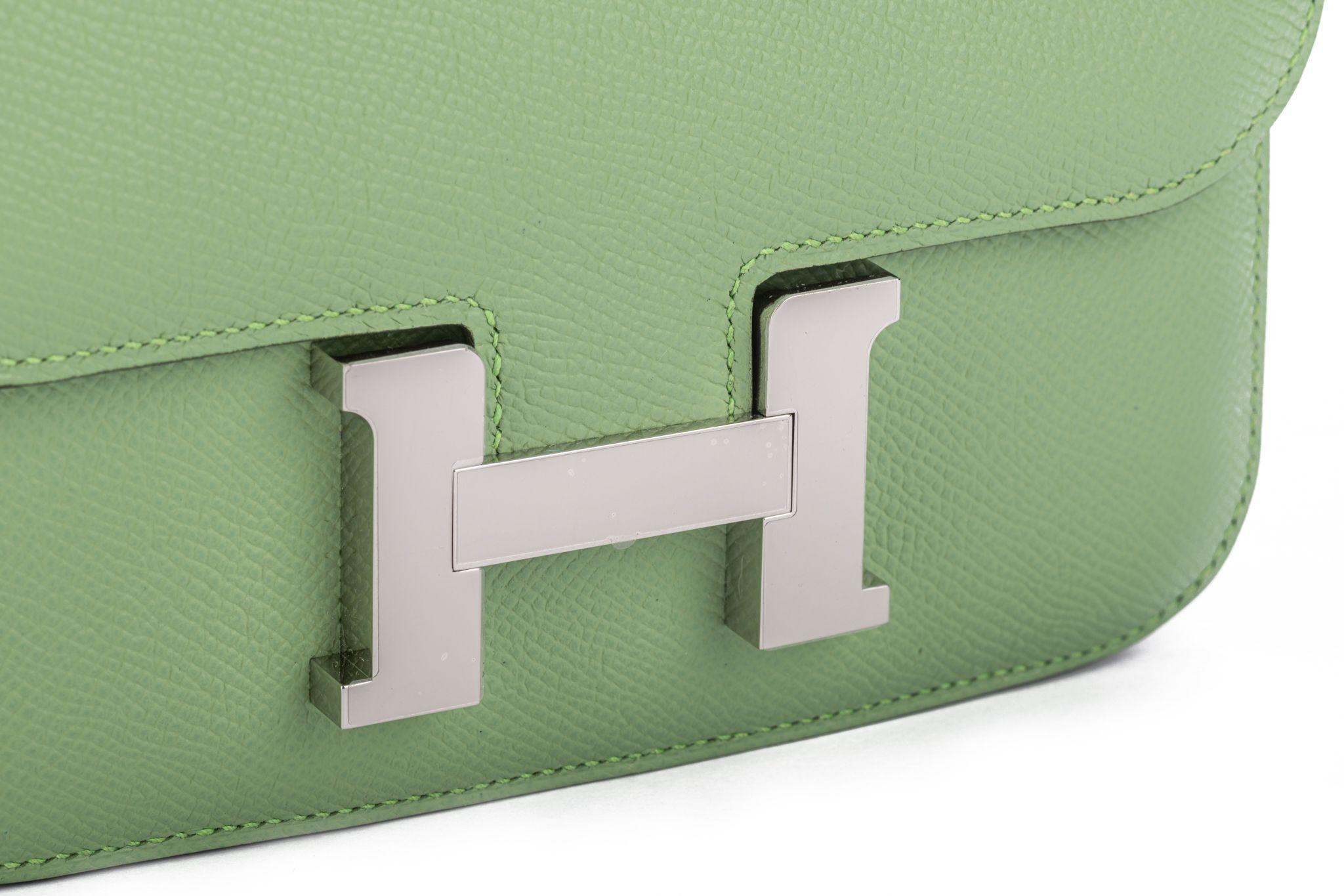 Hermes BNIB Constance 18 Vert Criquet In New Condition In West Hollywood, CA