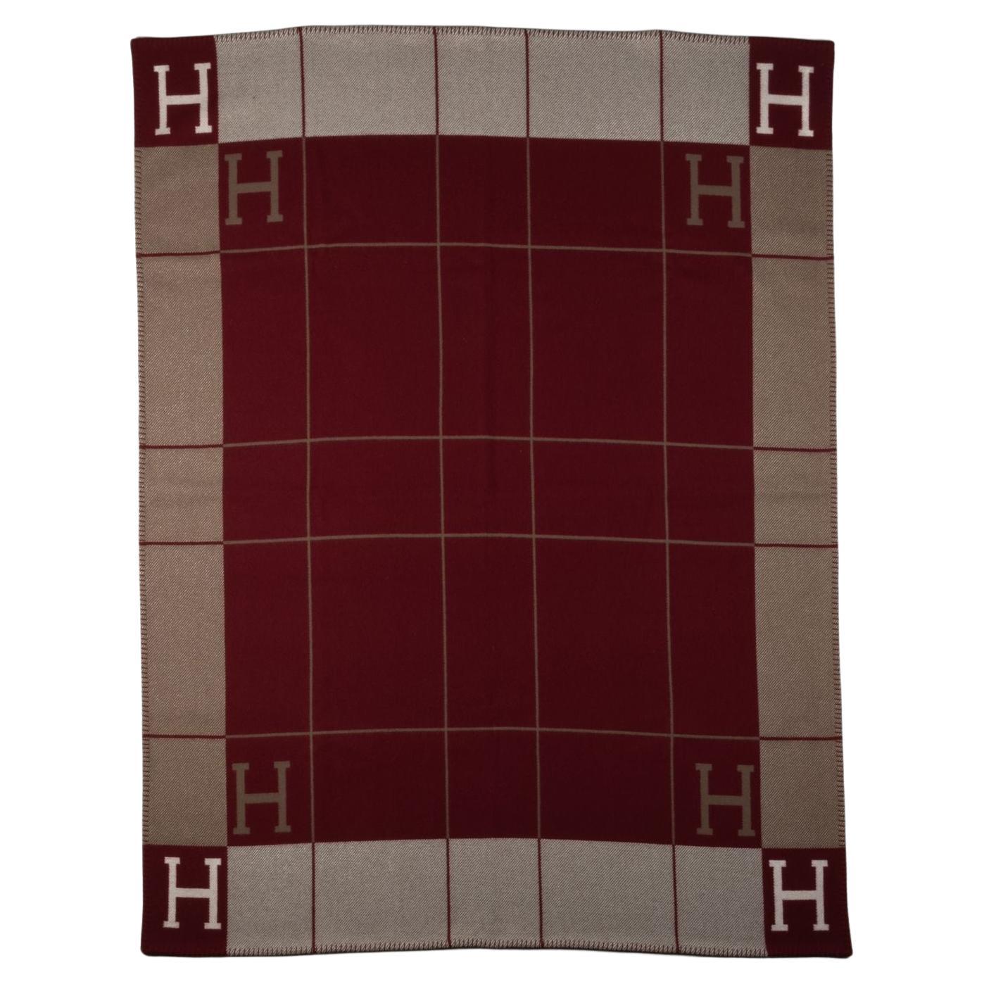 Hermes BNIB Etoupe Red Avalon Blanket For Sale