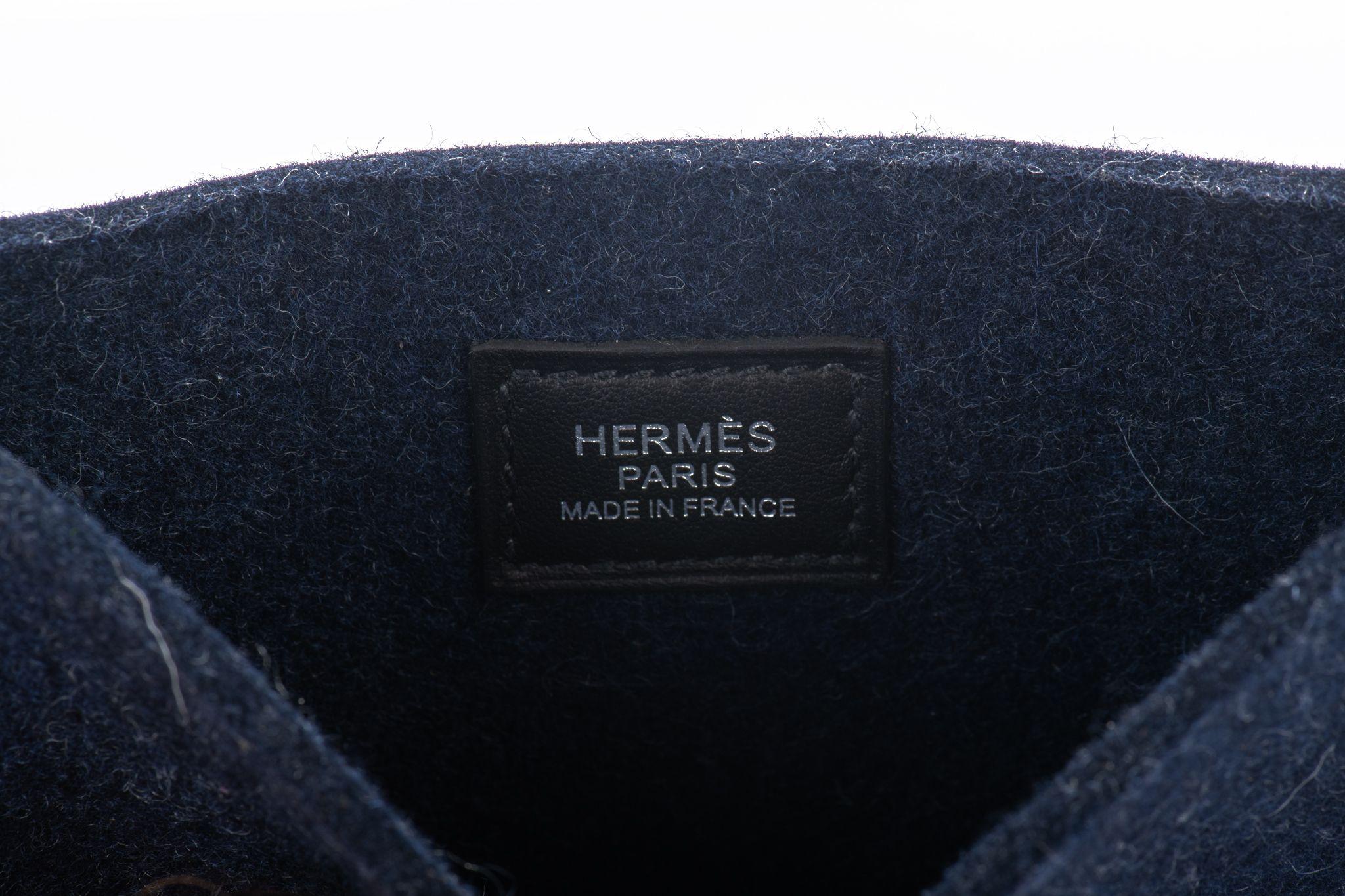 Women's or Men's Hermes BNIB Mini Evelyne Felt/Swift For Sale