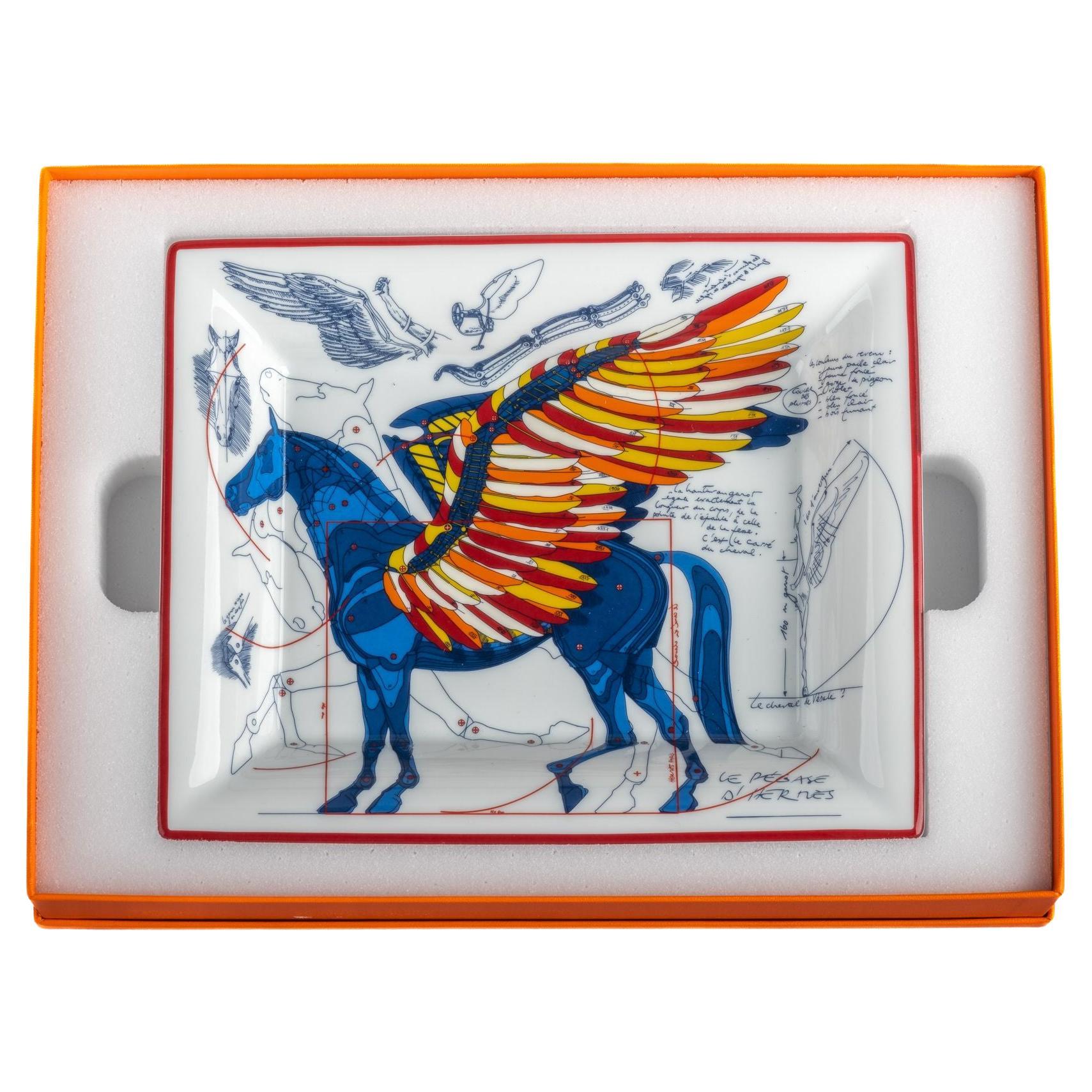 Cendrier en porcelaine Pegase BNIB d'Hermès