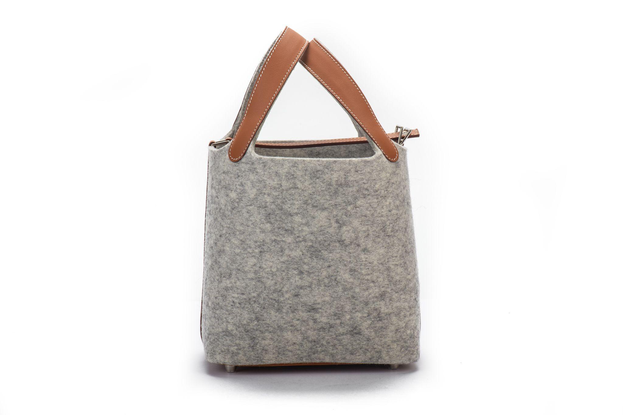 Grigio Hermès BNIb Picotin 18 Feutre Gris Oro in vendita