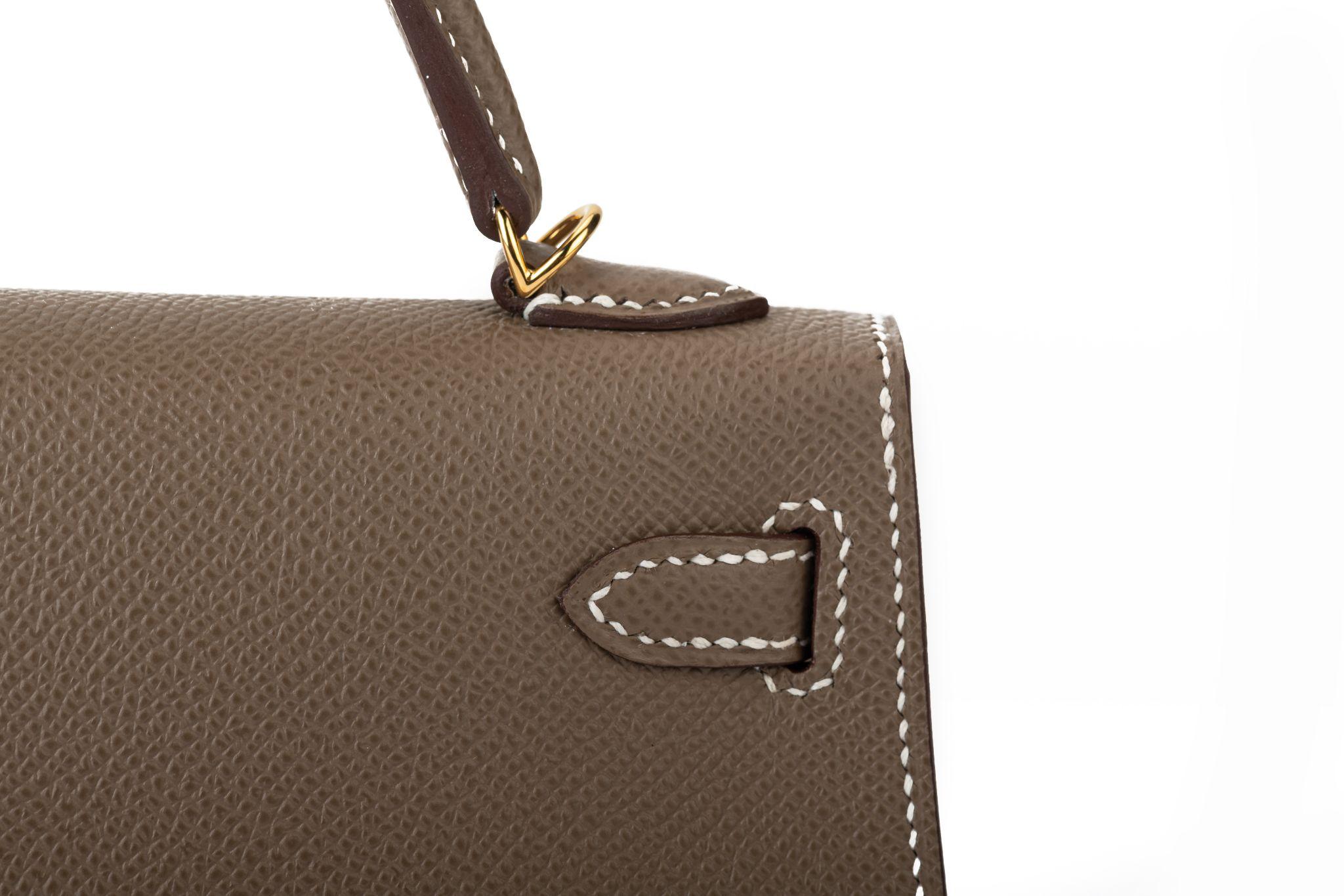 Hermès BNIB Rare Mini Kelly 20 Etoupe Epsom Gold For Sale 1