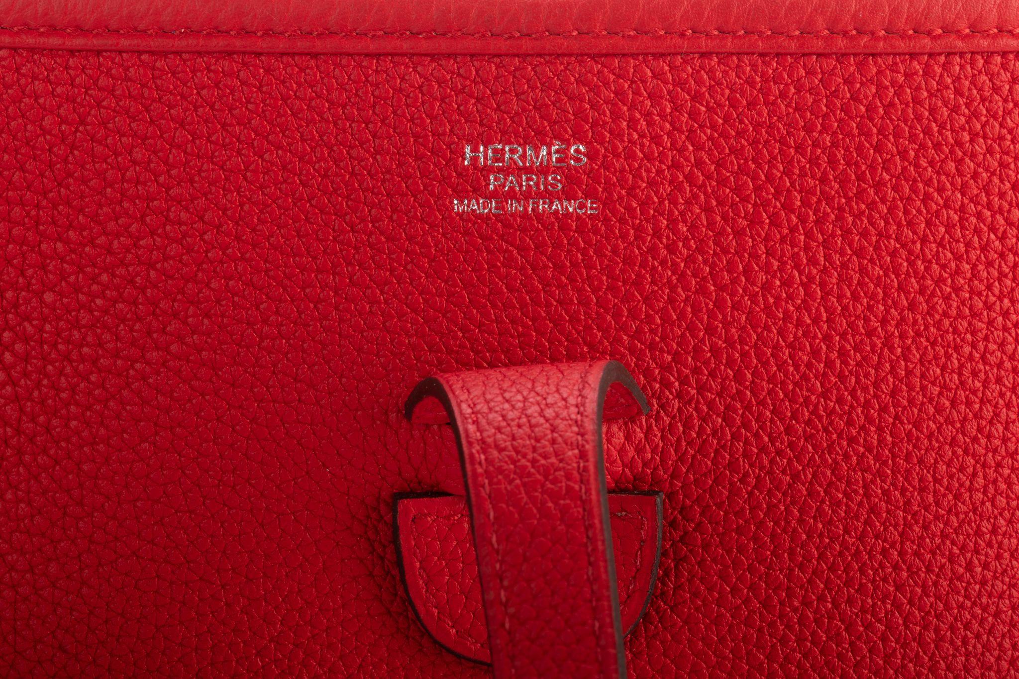 Women's or Men's Hermès BNIB Rouge de Coeur Evelyne PM