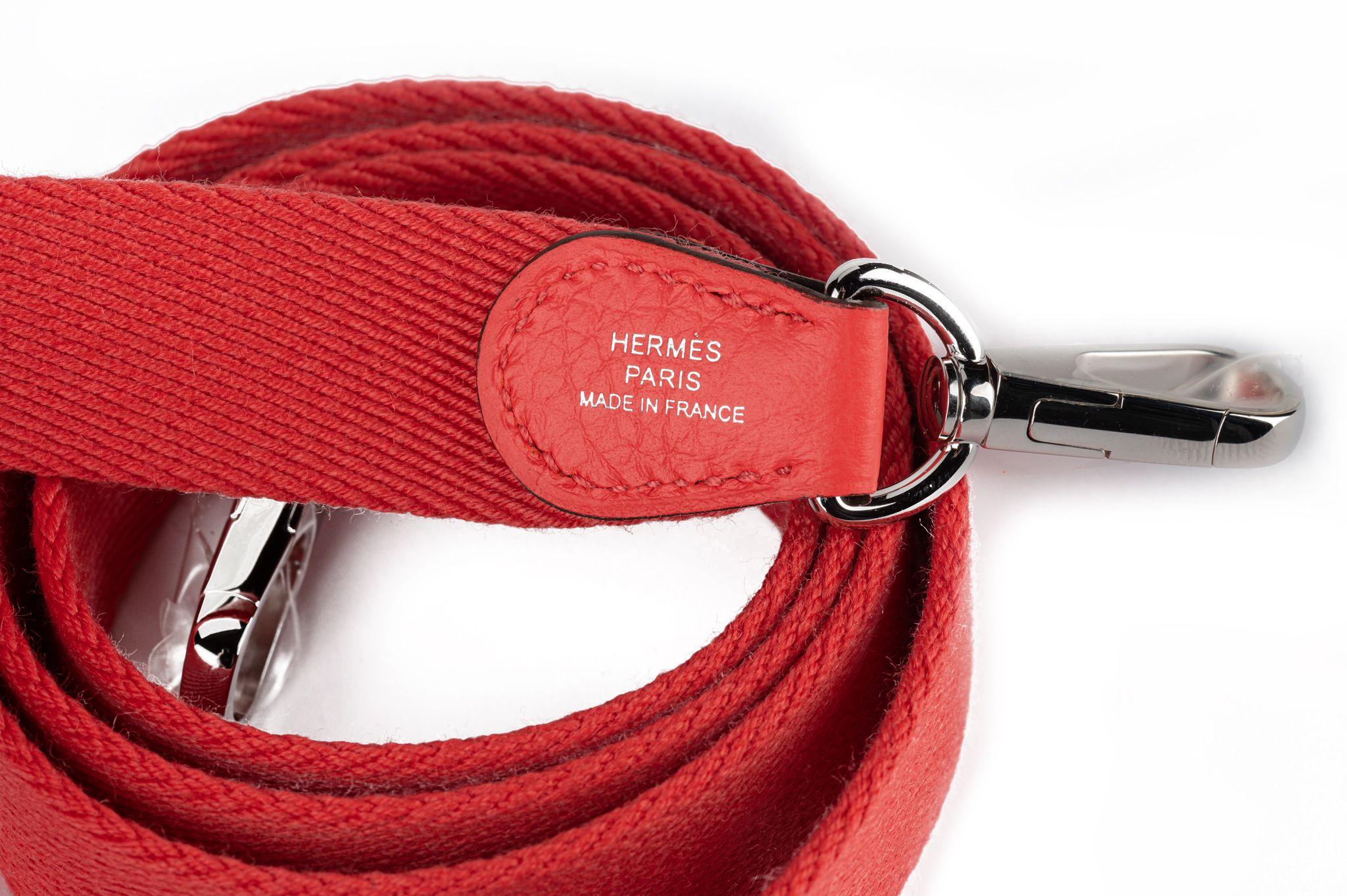 Hermès BNIB Rouge Pivoine Mini Evelyne For Sale 4