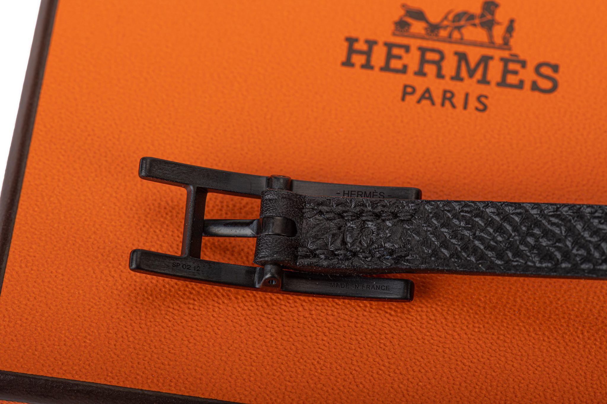 Hermès BNIB So Black Hapi Armband (Orange) im Angebot
