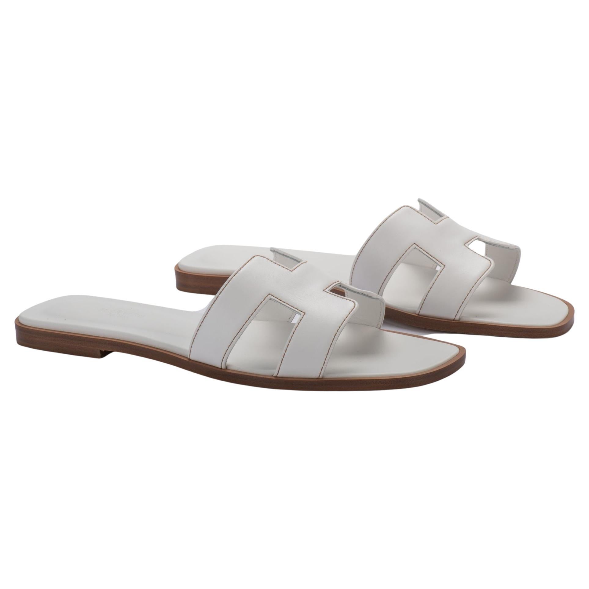 Hermes BNIB White Calfskin Oran Sandals For Sale