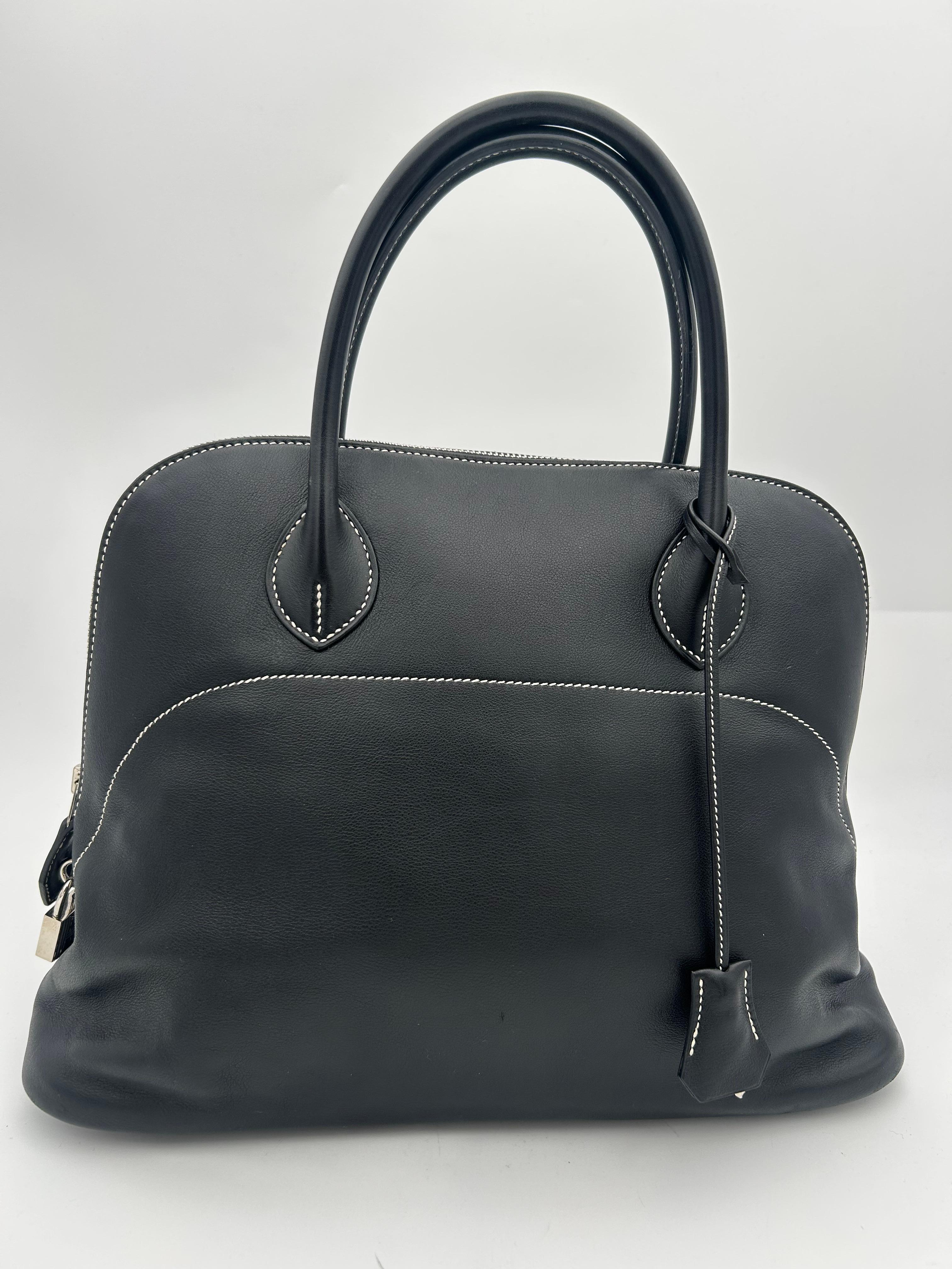 Hermès Bolide Black Sikkim Leather 35cm 2010 In Good Condition For Sale In Palm Beach, FL