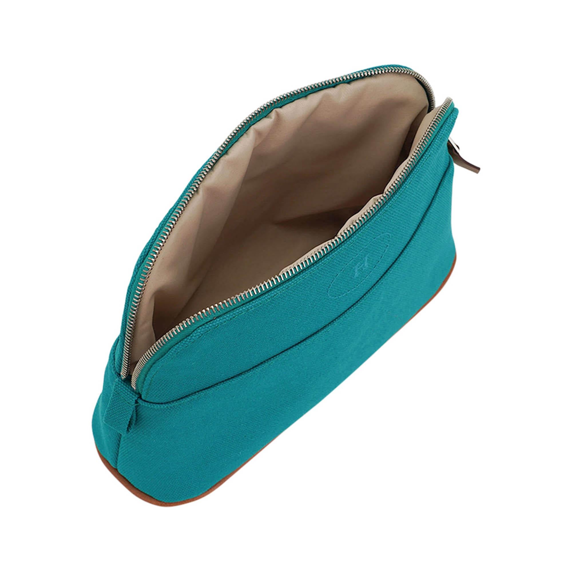 Women's or Men's Hermes Bolide Travel Case Vert Verone Medium Model For Sale