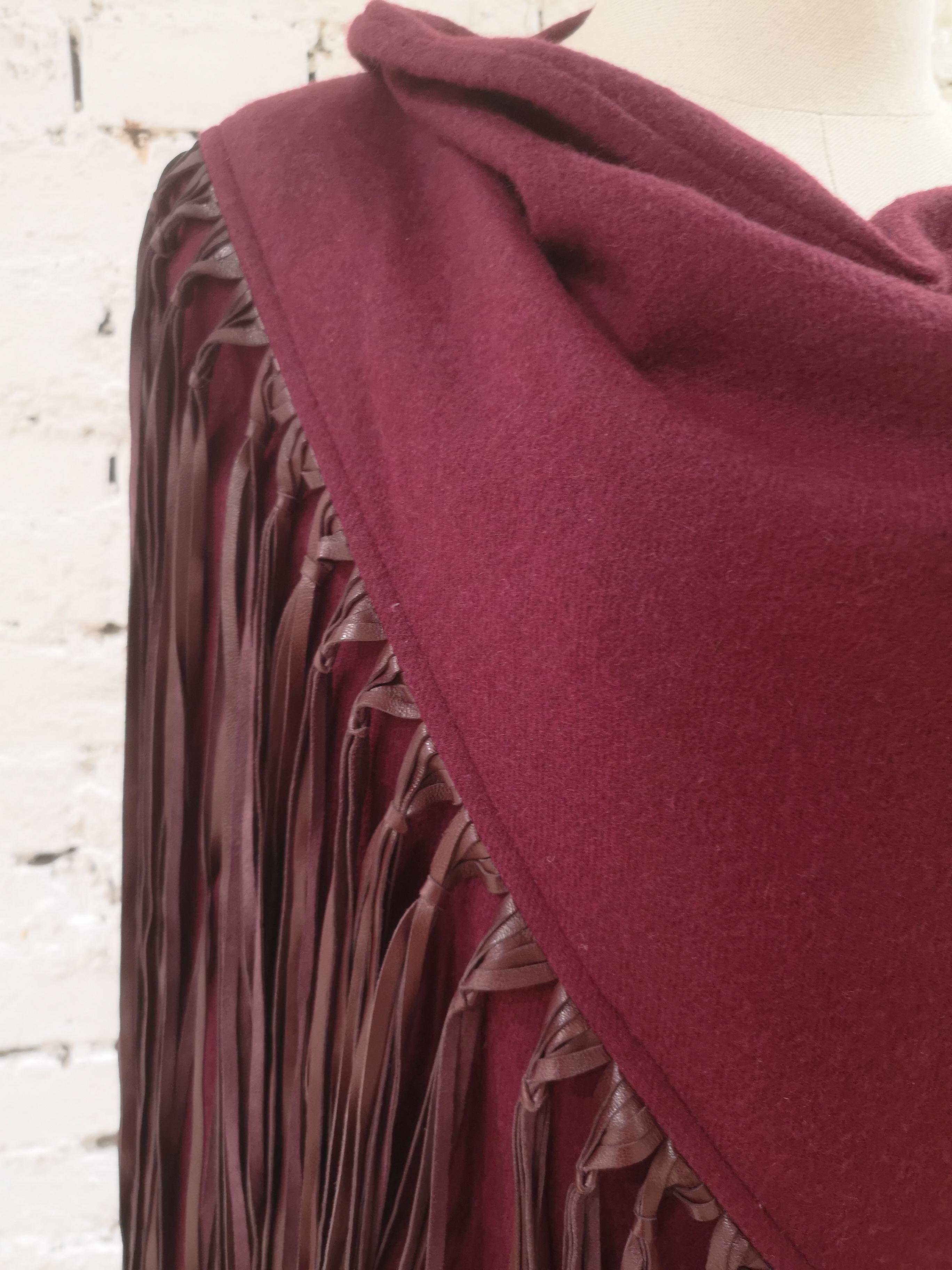 Hermès bordeaux brown fringes scarf  In Good Condition In Capri, IT