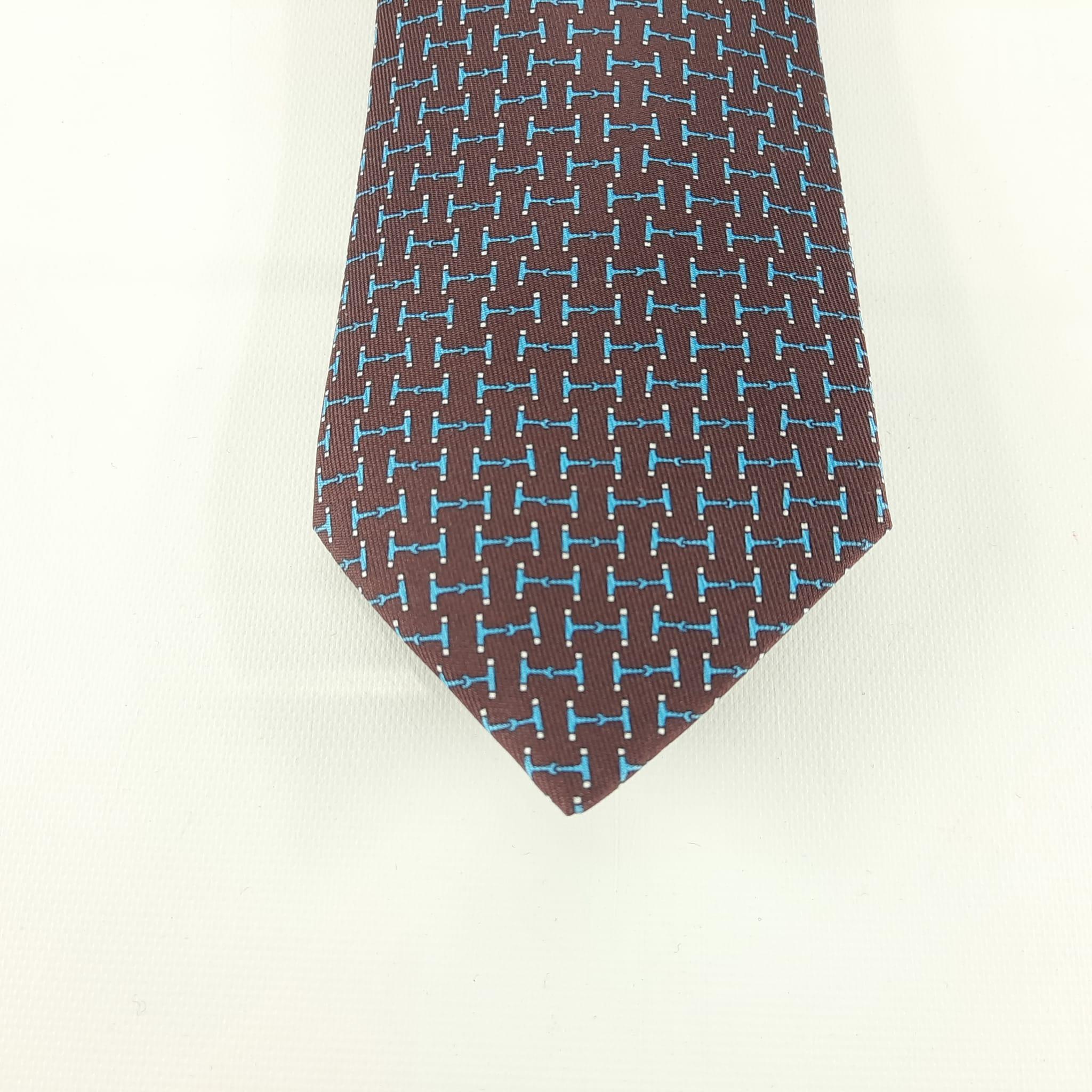 Hermes Bordeaux / Ciel / Blanc Dancing Bit tie In New Condition For Sale In Nicosia, CY