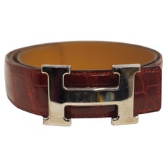 Hermès bordeaux croco leather silver hardware belt