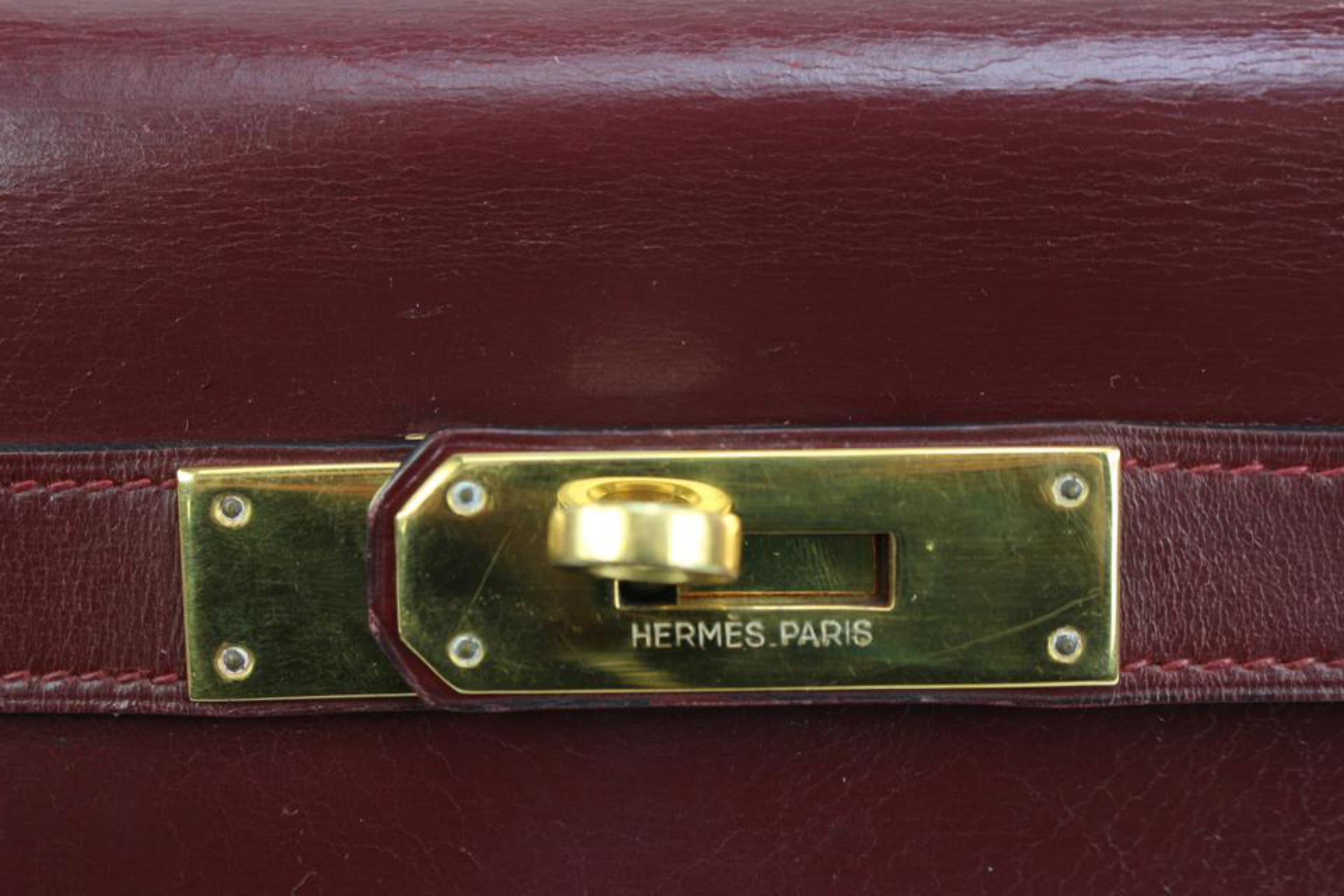 HermèS Bordeaux Dark Red Burgundy Box Calf Kelly 32 S331h47 In Good Condition In Dix hills, NY