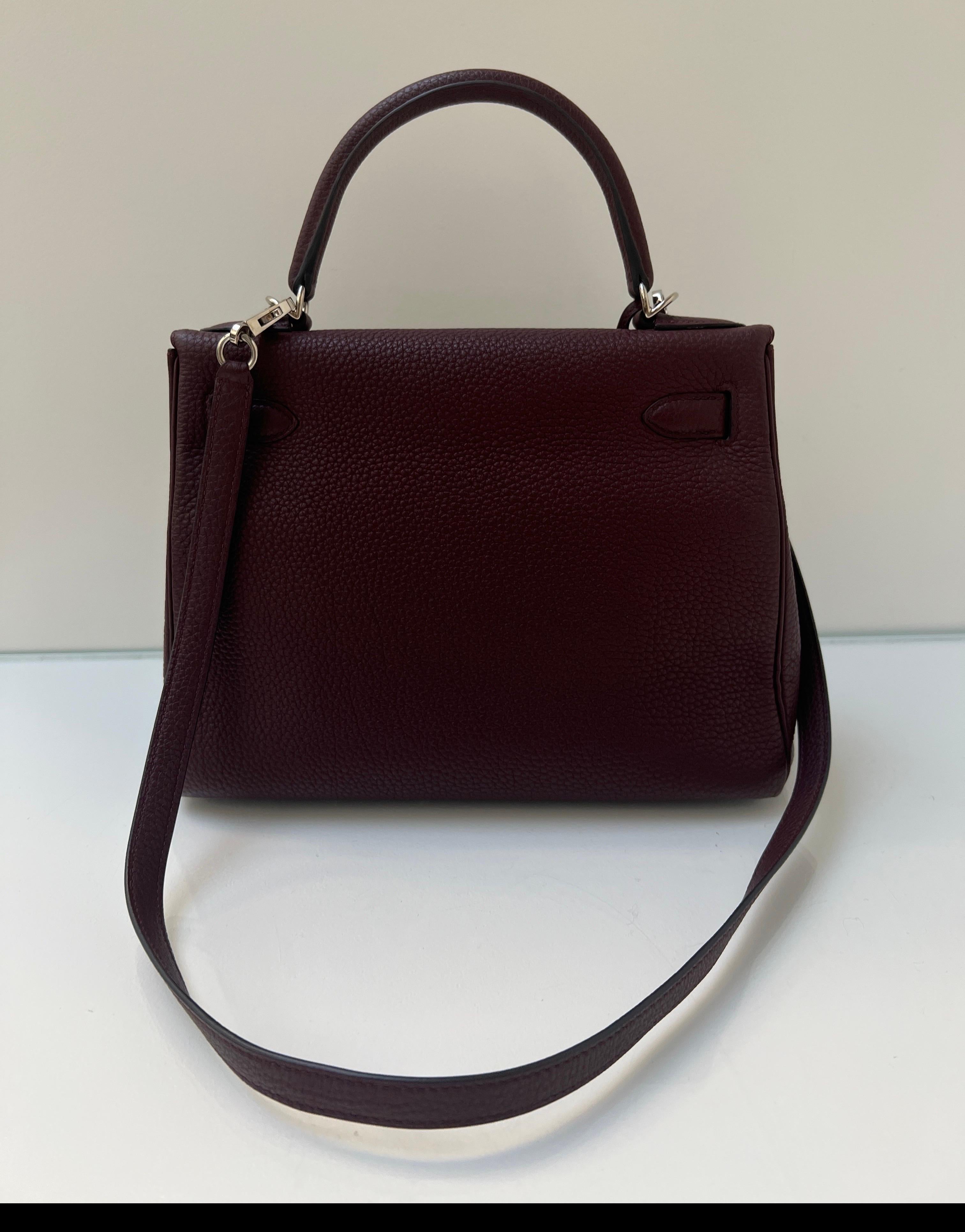 Women's or Men's Hermes Bordeaux Kelly 28 Bag For Sale