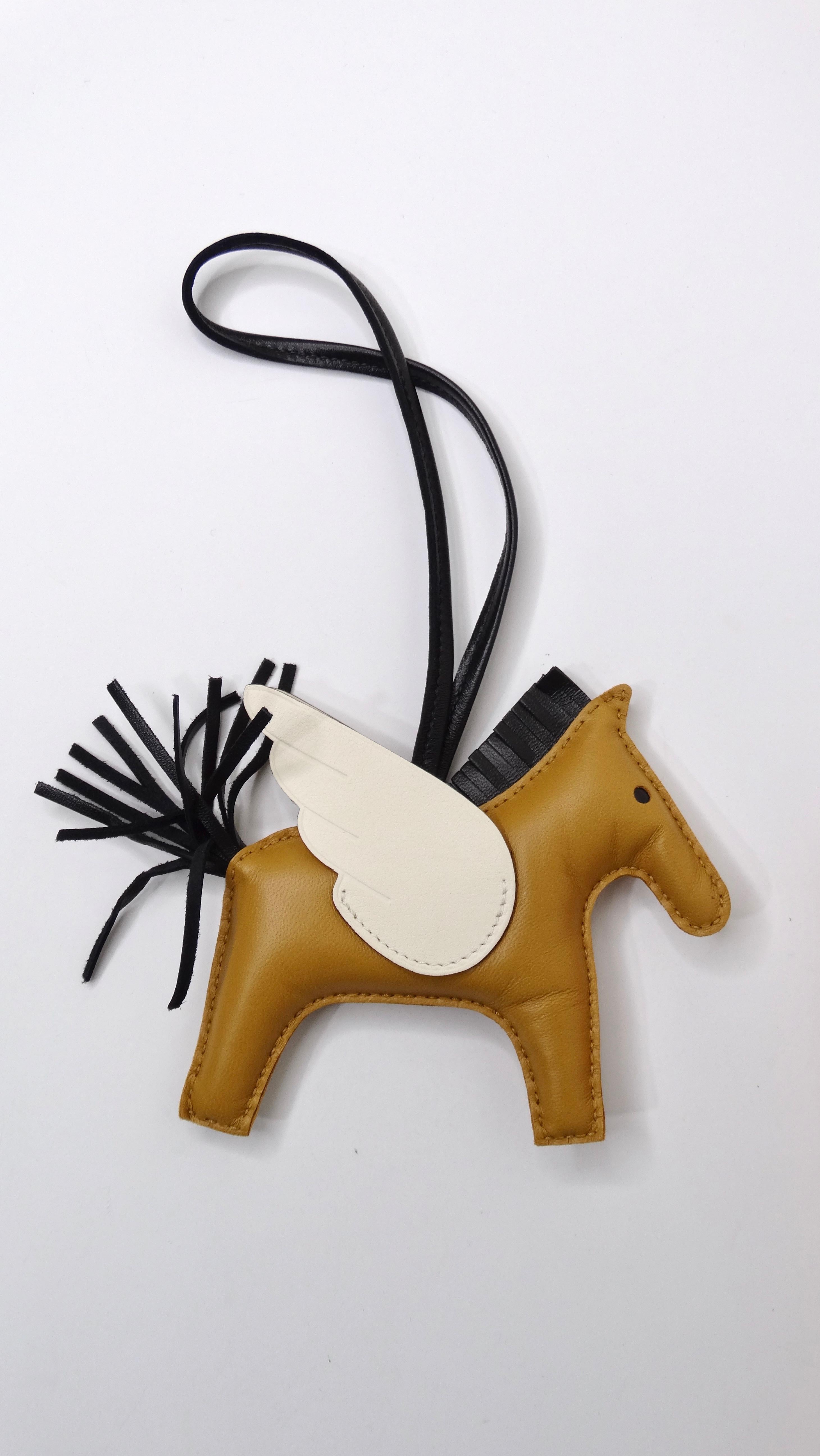 Brown Hermès Bosphore Pegasus Horse Rodeo Bag Charm PM For Sale