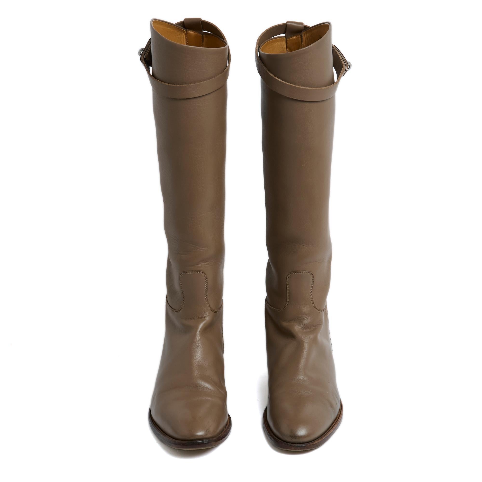 Hermès Jumping boots in smooth taupe leather or 