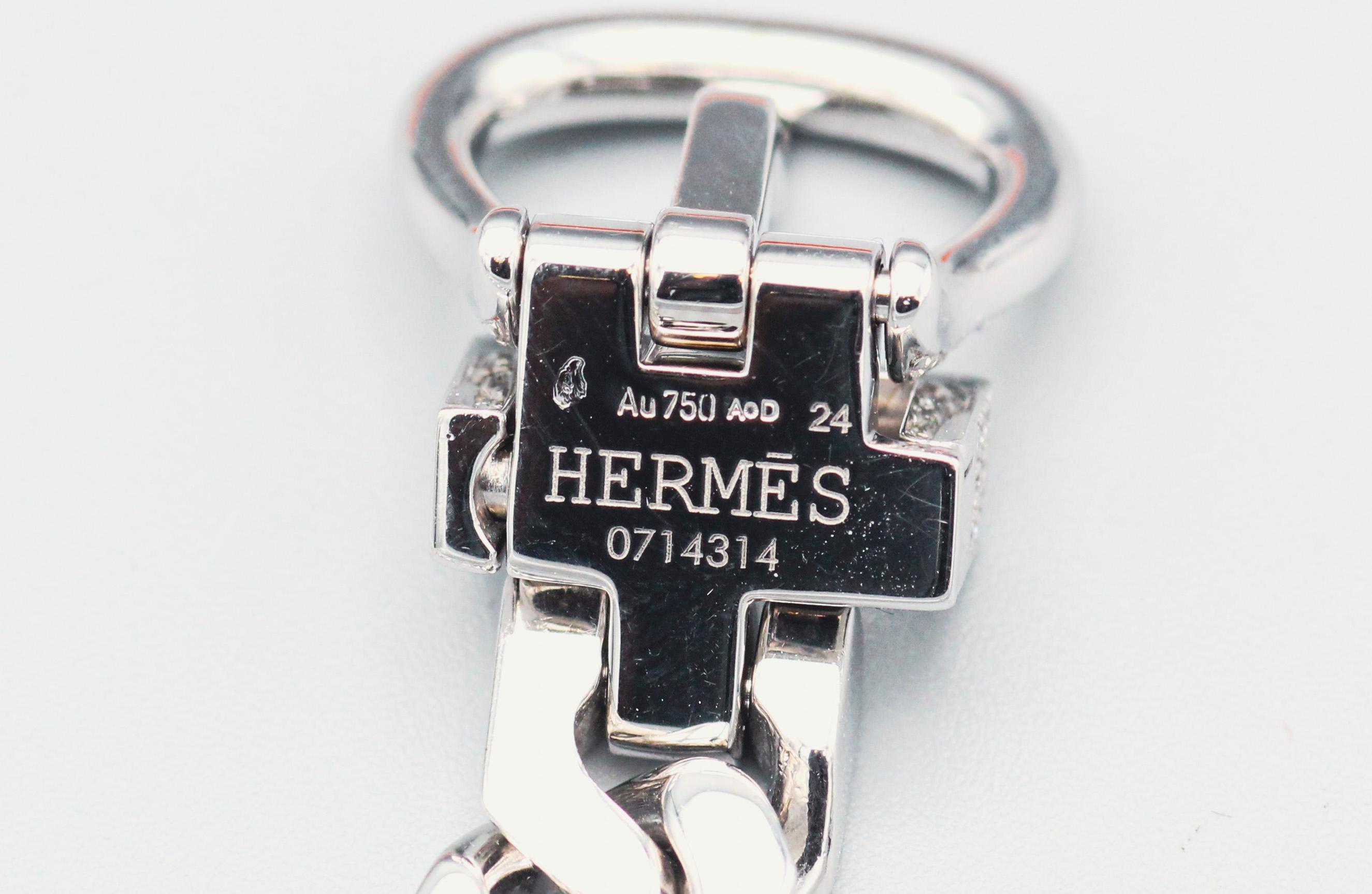 Hermès Boucle Sellier Diamond 18 Karat White Gold Buckle Bracelet For Sale 1