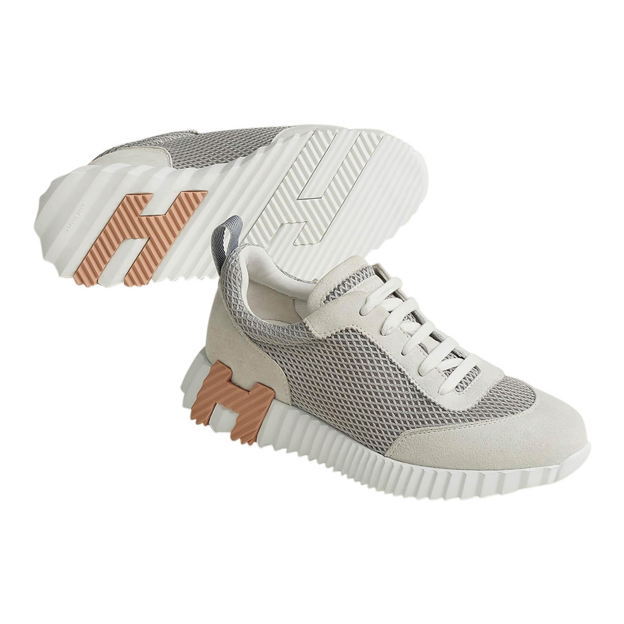 Hermes Bouncing Sneaker Gris Lulea and Blanc 37 / 7 In New Condition For Sale In Miami, FL