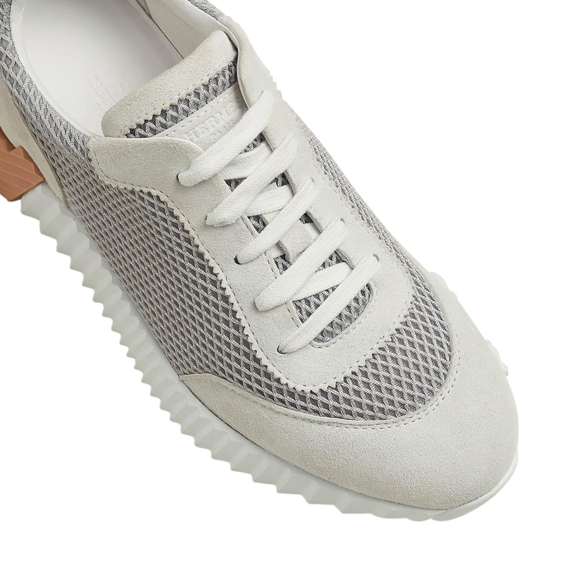 Hermes Bouncing Sneaker Gris Lulea and Blanc 37 / 7 For Sale 4