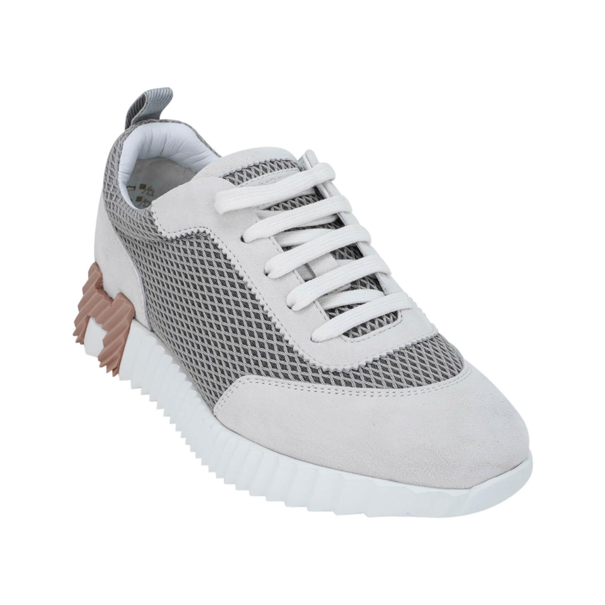 Hermes Bouncing Sneaker Gris Lulea und Blanc 37 / 7 im Angebot 5