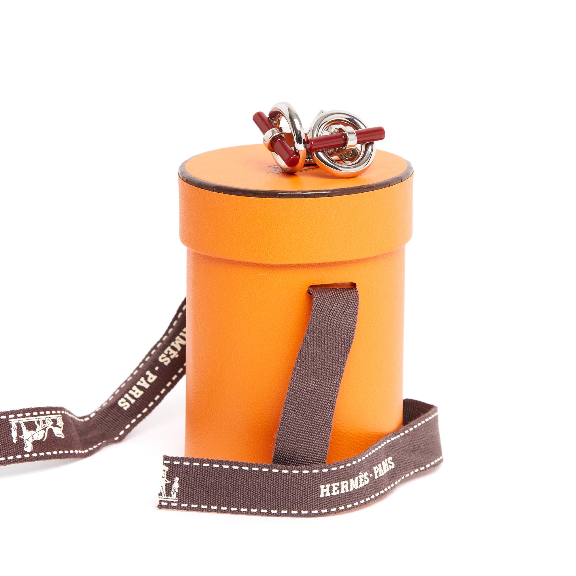 Hermès Bouton manchette Flibustier Silver Coral cufflink Flibustier Hermes 1