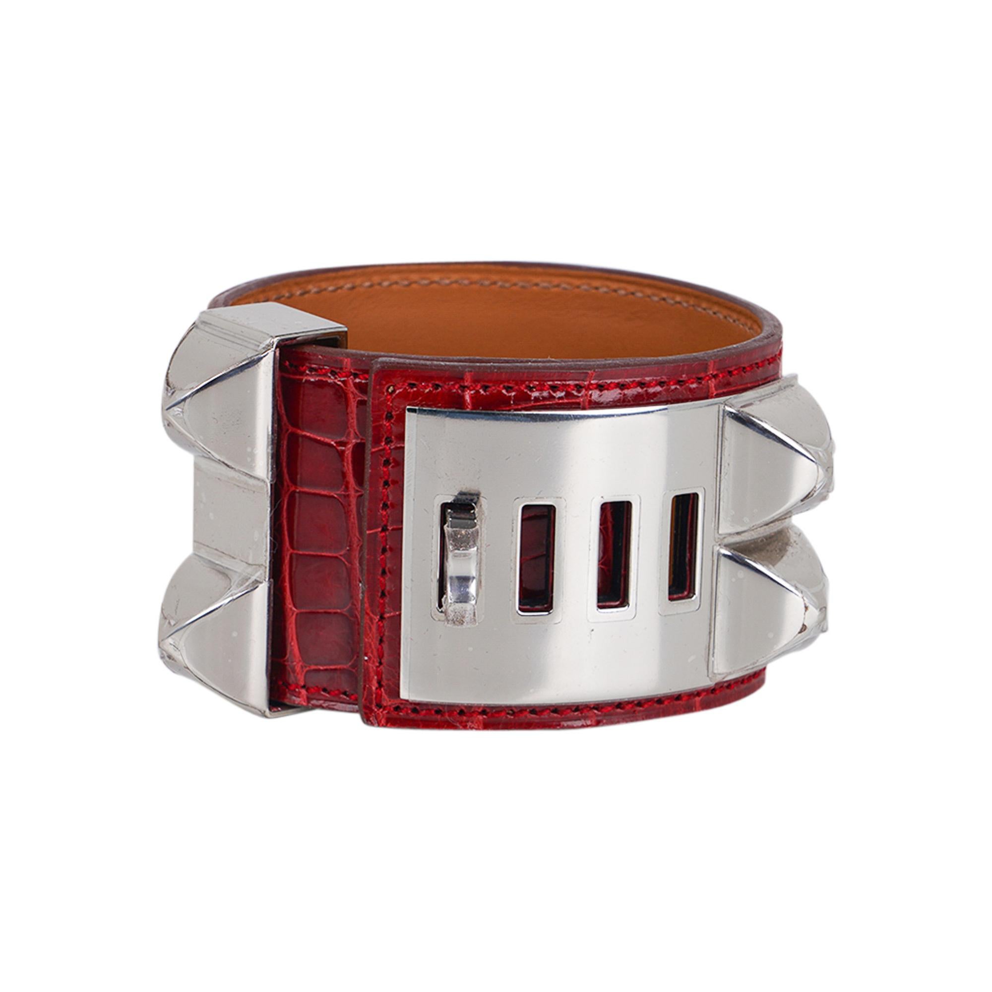 Bracelet Collier de Chien Hermès CDC Collier de Chien en alligator rouge vif S en vente 1