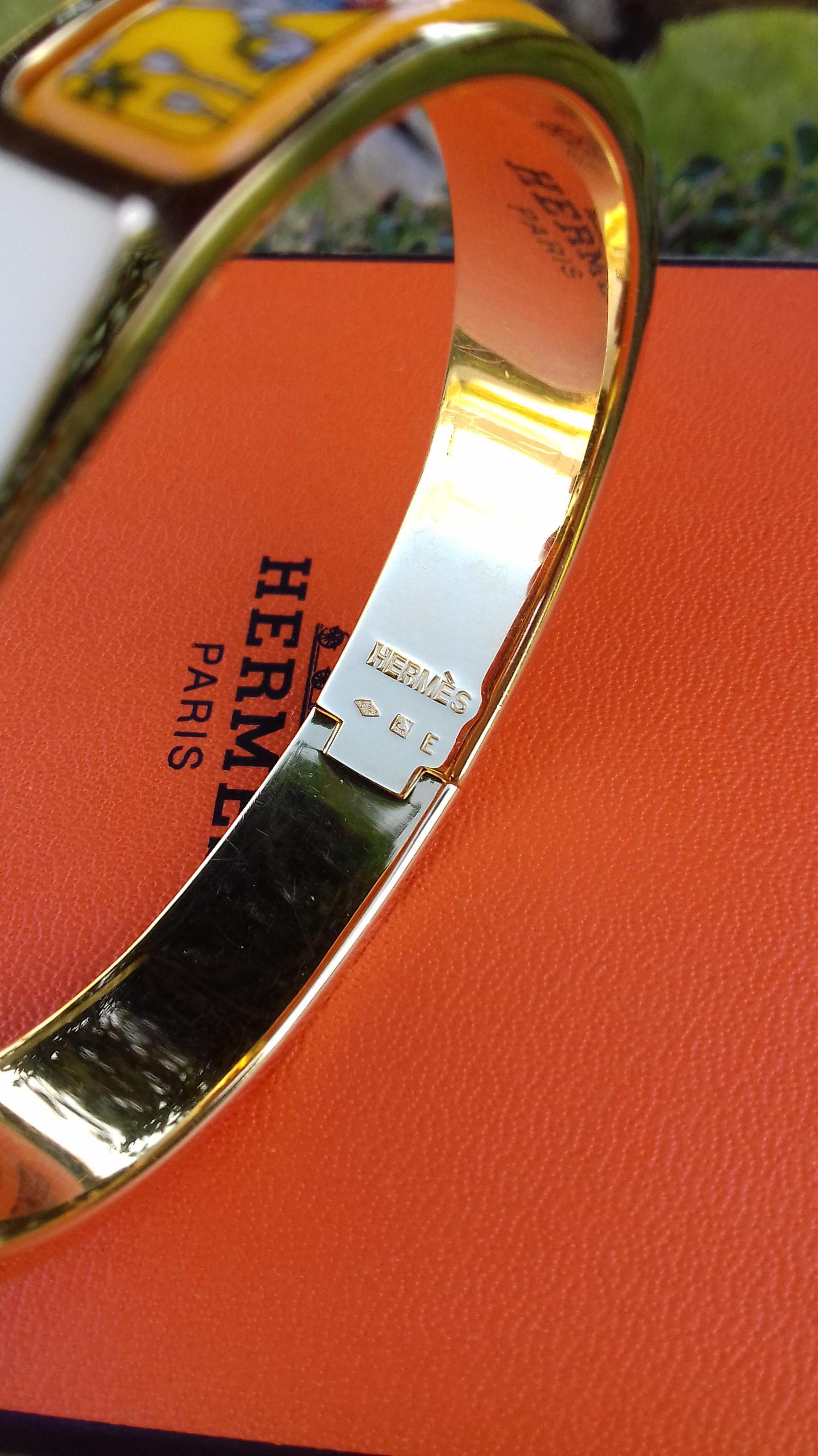 Hermès Bracelet Clic Clac Version Enamel and Ghw Camel Narrow PM RARE 1