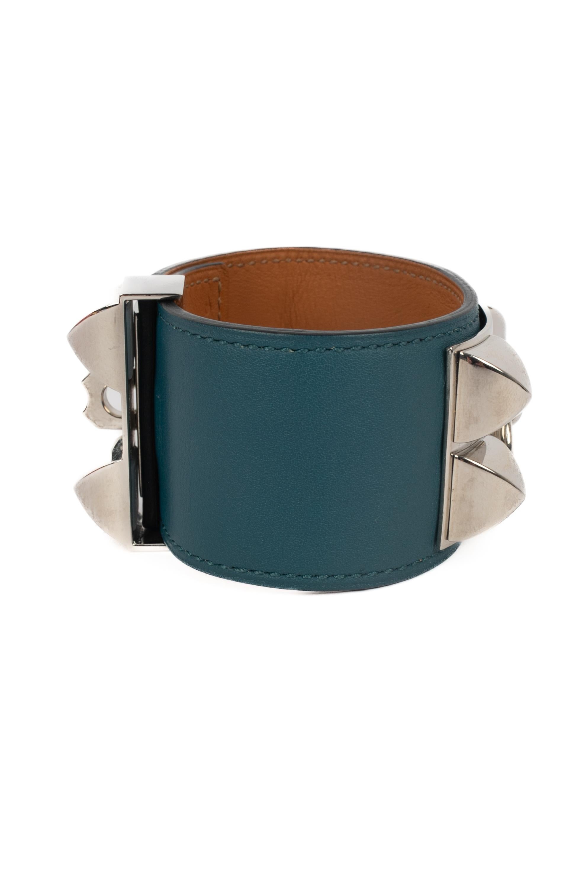 Donna Collare per cani con bracciale Hermès in vendita
