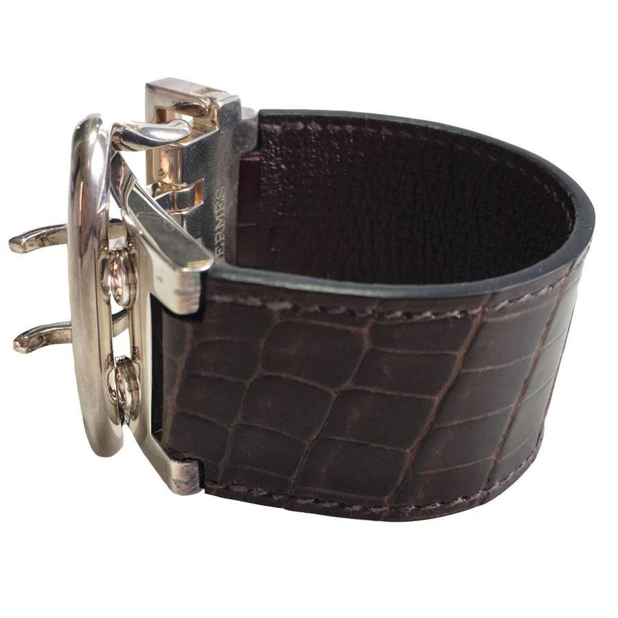 HERMES Bracelet in Brown Crocodile and Sellier Buckle in Sterling Silver 925Ag In Good Condition In Paris, FR