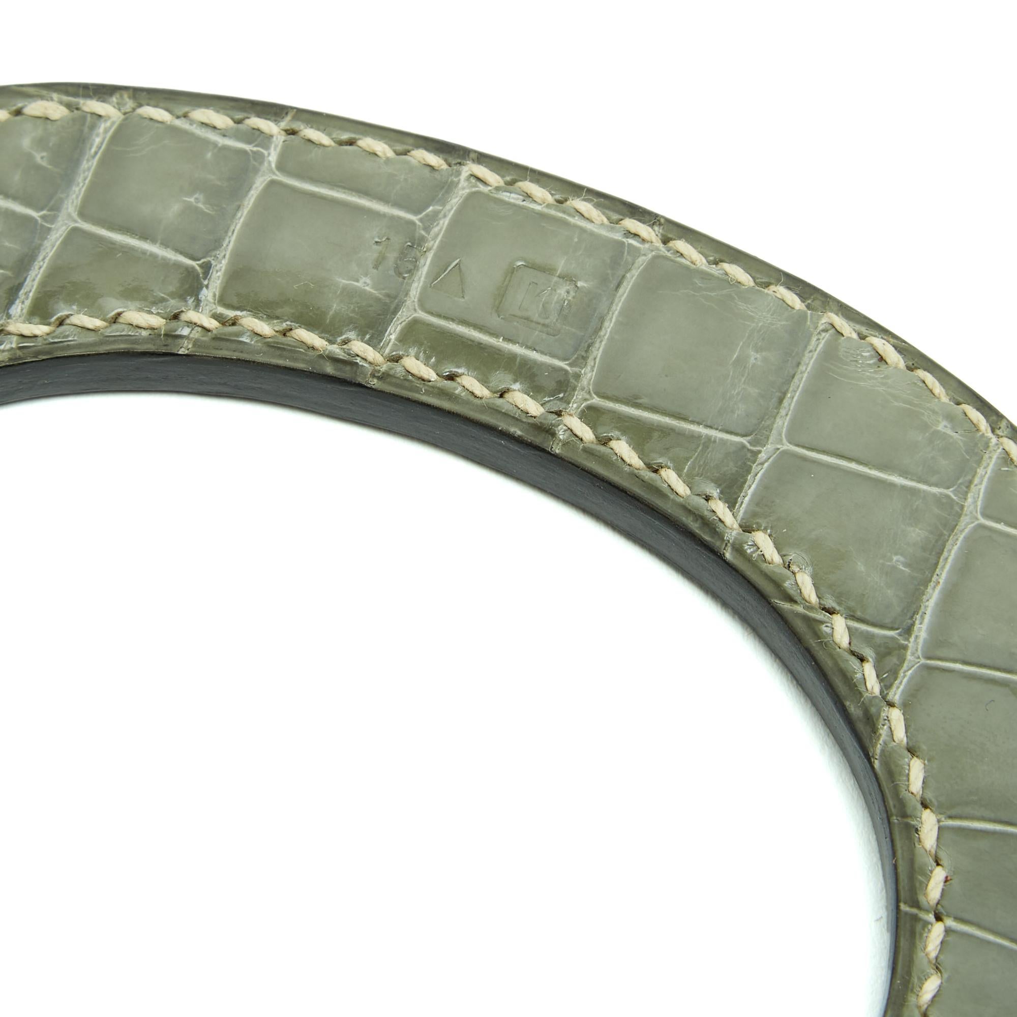 Hermès Bracciale o Ciondolo I.L.A. Bracciale o ciondolo in pelle verde Hermès in vendita 1