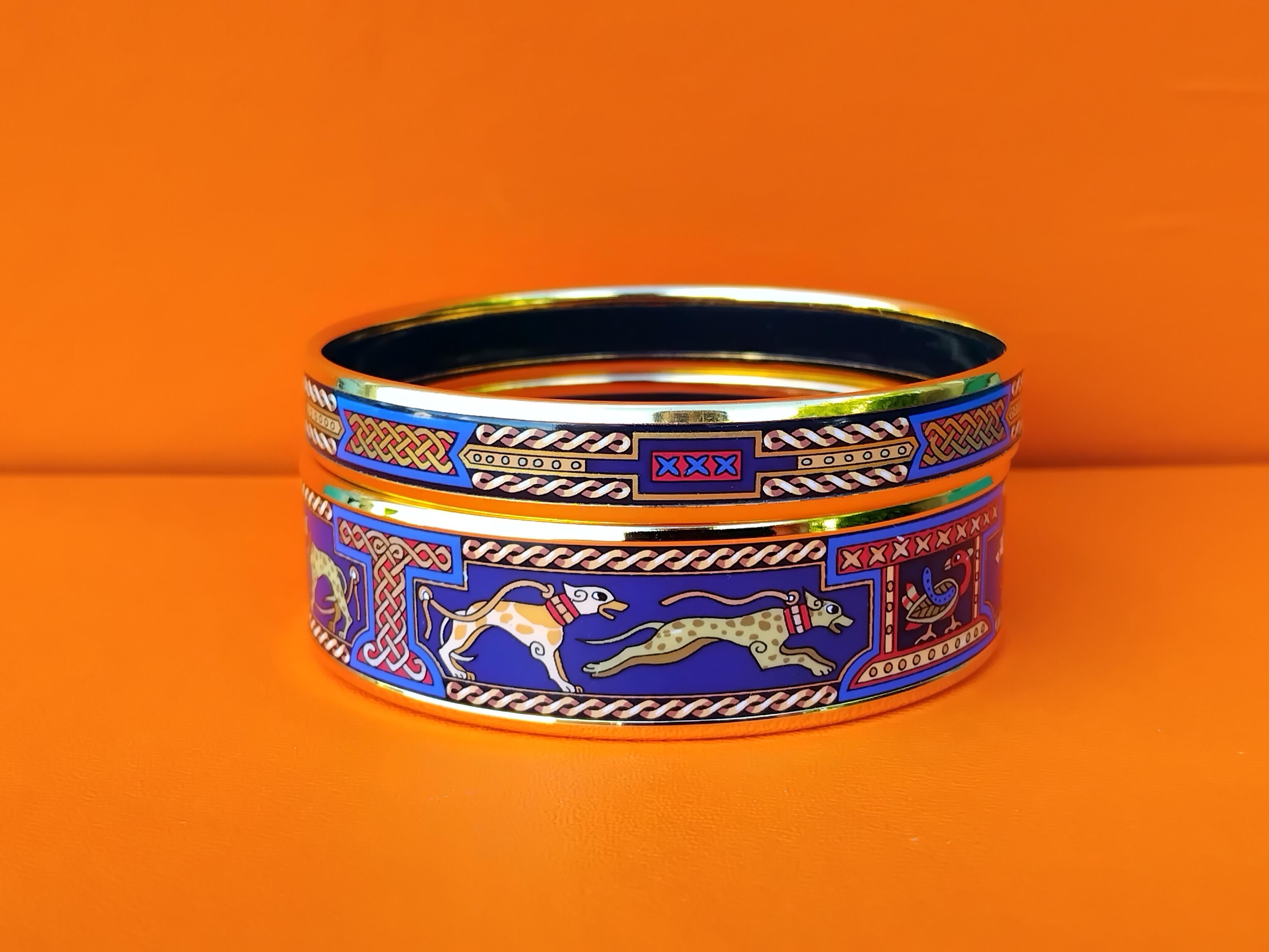 Hermès Enamel Bracelets Greyhound Dog Levriers Set of 2 Blue  New Ghw 65 For Sale 1