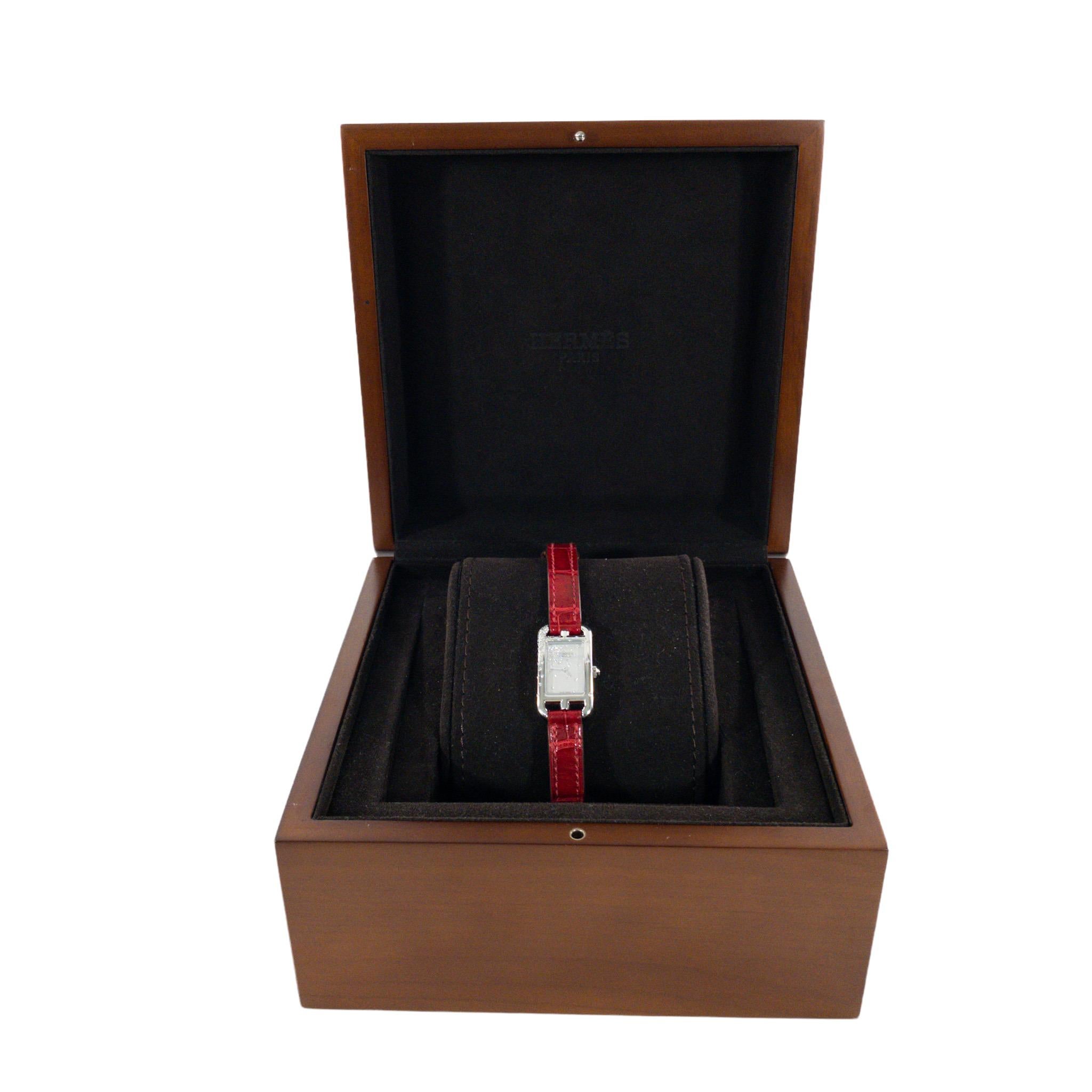 Hermes Braise Alligator Watch with Diamonds For Sale 3