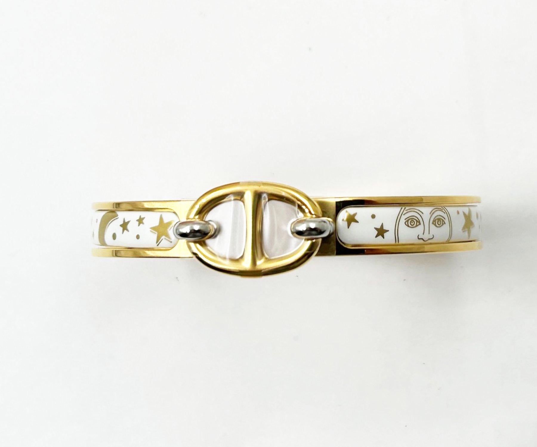 Hermes Nueva Edición Especial Oro H Moon Star Clic Clac Pulsera Cuff Bangle

* Hermes marcado
* Viene con la caja original de Hermes, la bolsa, el librito y la cinta
* Nuevo

-Mide aproximadamente 6,25