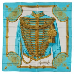 Echarpe en soie turquoise Hermès Brandebourgs