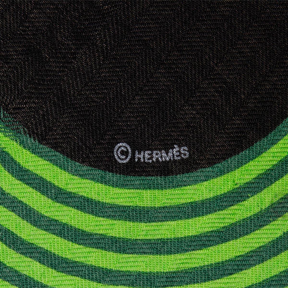 Hermes brick black green CIRCUIT 24 FAUBOURG 140 Scarf silk cashmere In Excellent Condition In Zürich, CH